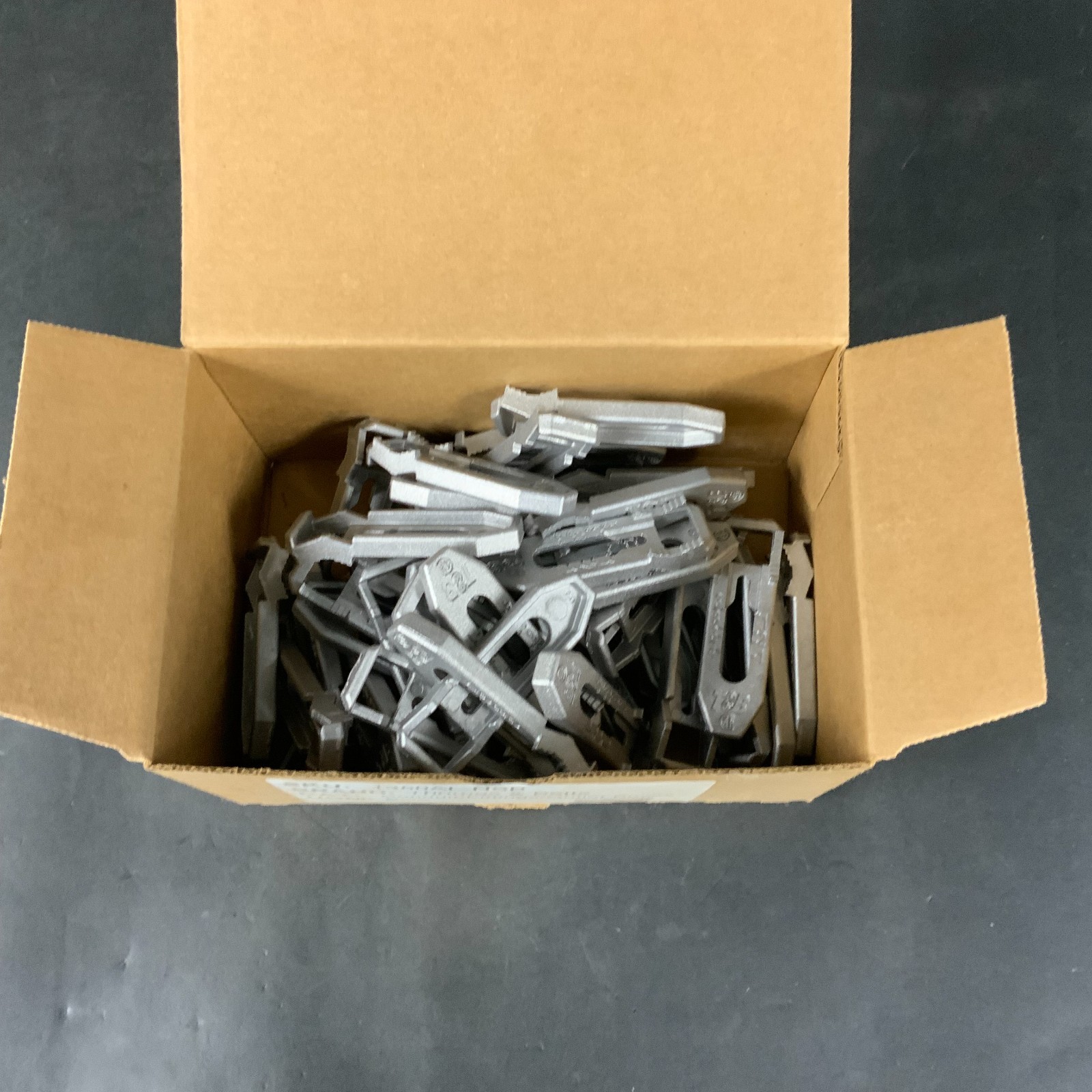 THOMAS & BETTS 1350AL CONDUIT SPACERS – LOT OF 50 ($130 OBO)