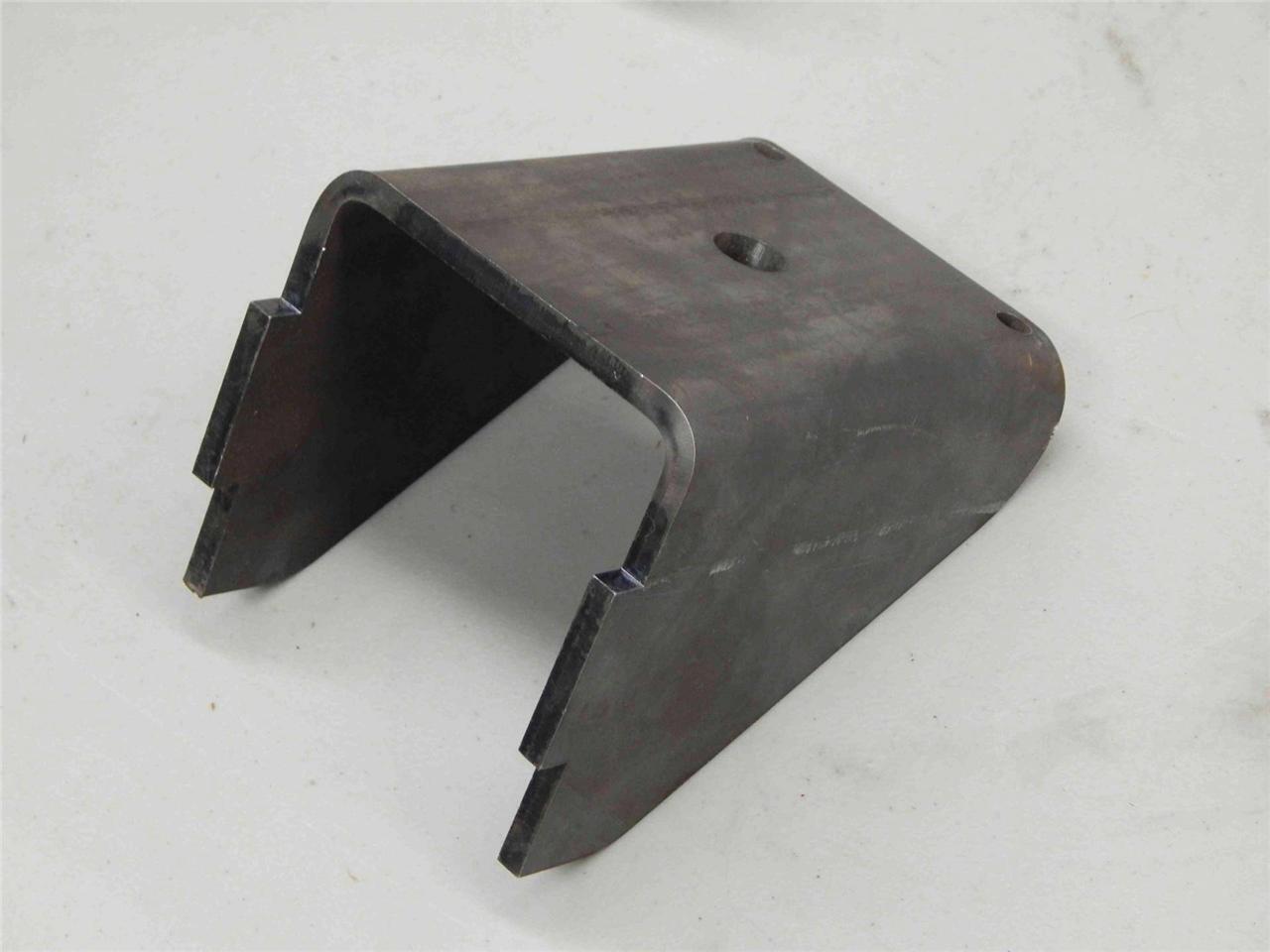 Vehicular Bracket R00609963 2590-01-557-6882 NEW