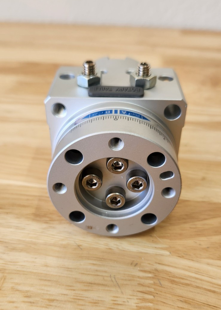 NEW SMC MSUB20-180S Rotary Cylinder MSUB0D01 USA Stock