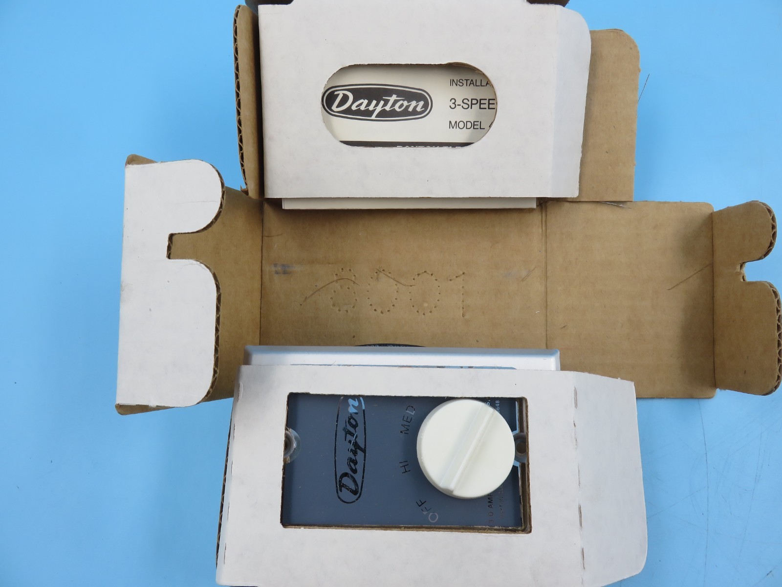 DAYTON 4X445 3-SPEED FAN CONTROL 3 AMPS 115 VOLTS 60HZ Made in USA