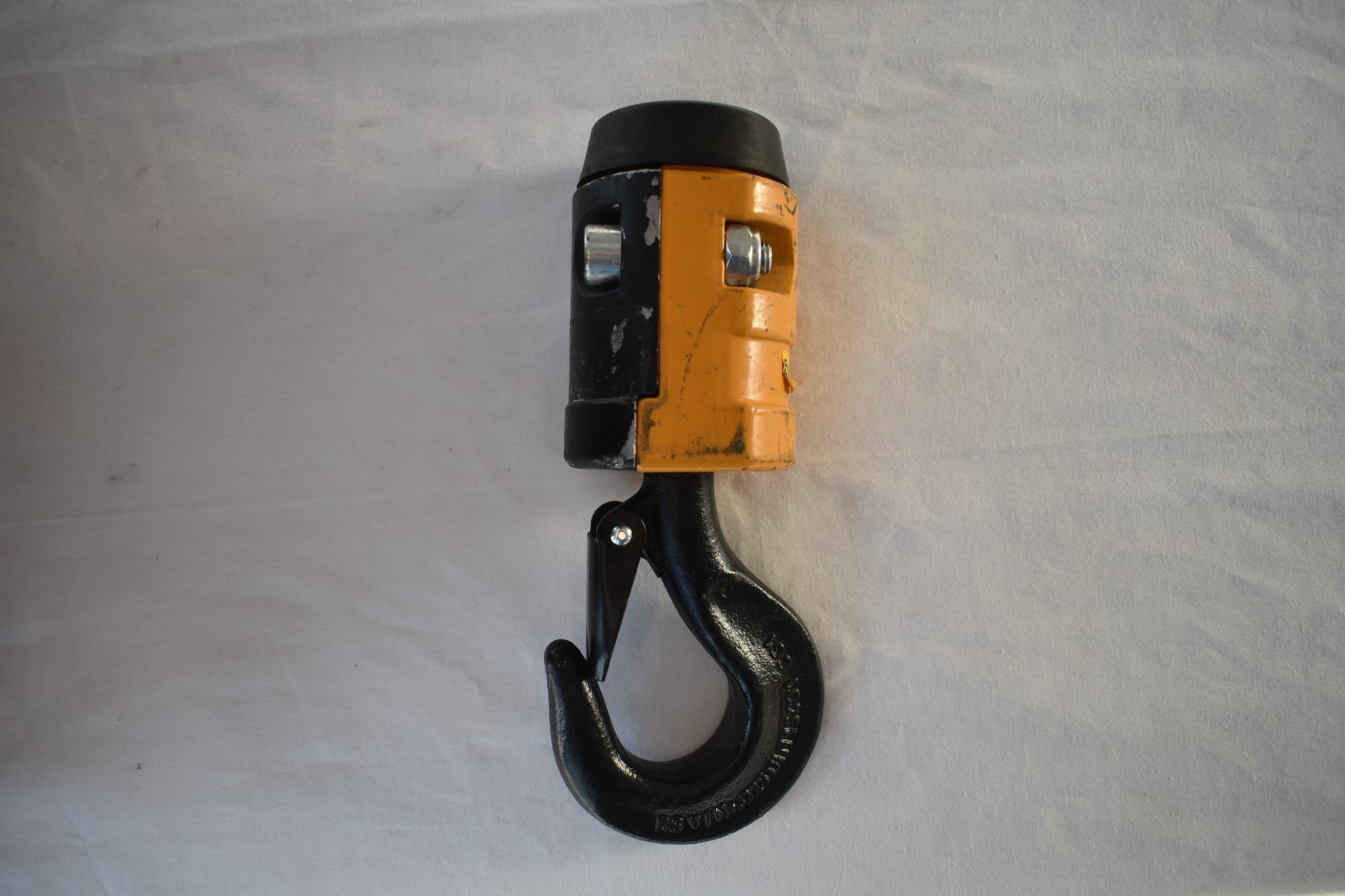1000kg, 1 ton Bottom Hook Assembly for 1/4 Chain Hoist DIN 15401 Yellow/Black