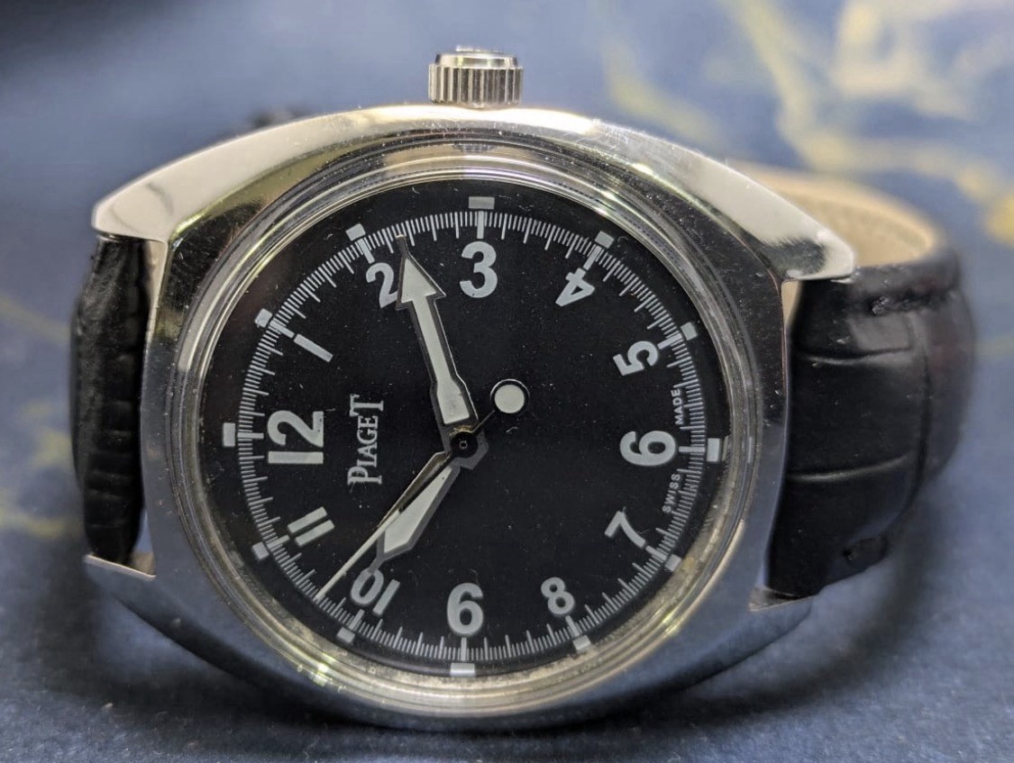 Vintage Piaget 17 Jewels Manual Winding Swiss Made Men’s Watch