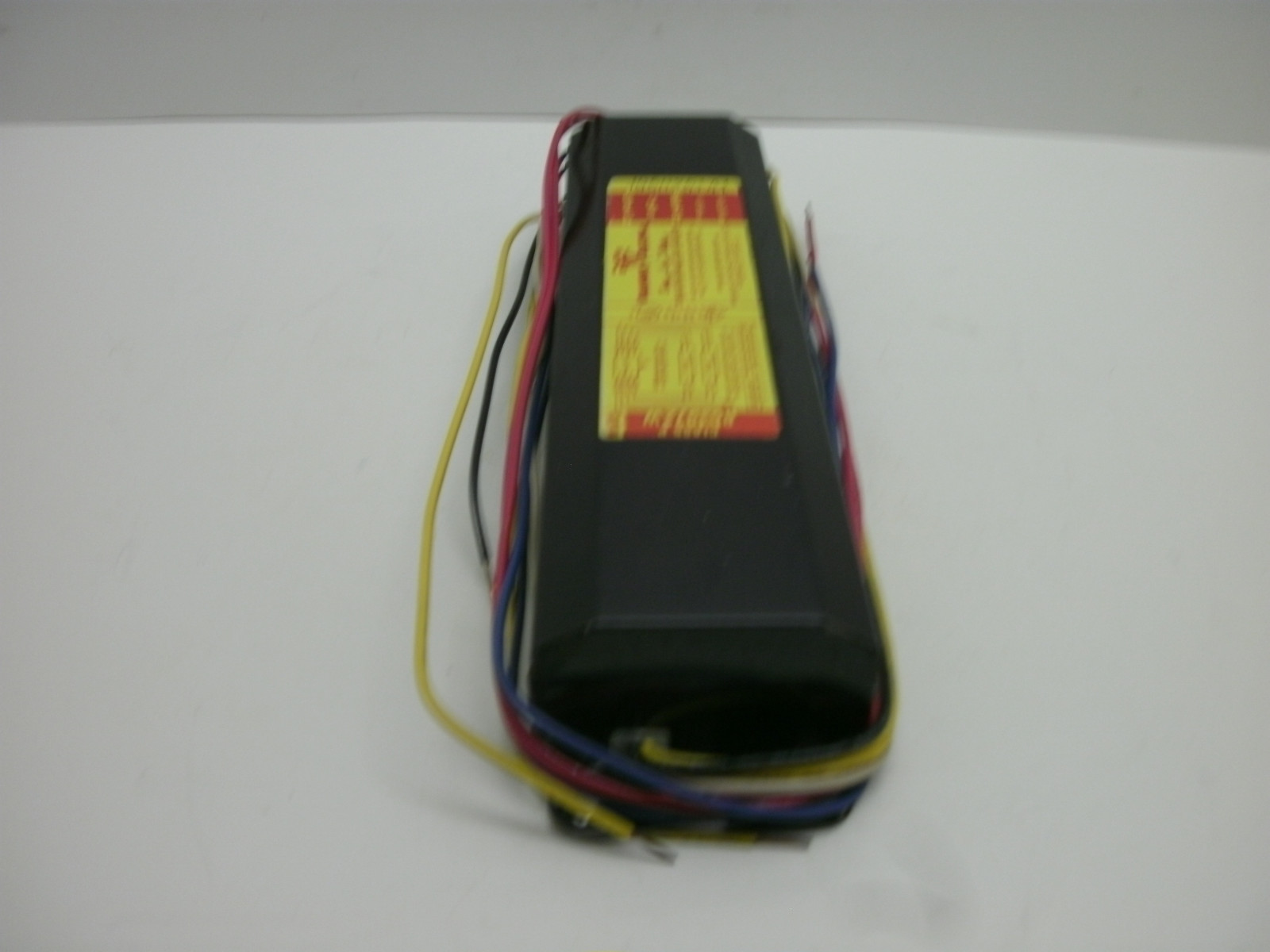 VALMONT 8G3972W RAPID START BALLAST 277 VOLTS 60 HZ 0.29 AMPS CLASS P NO PCB’s