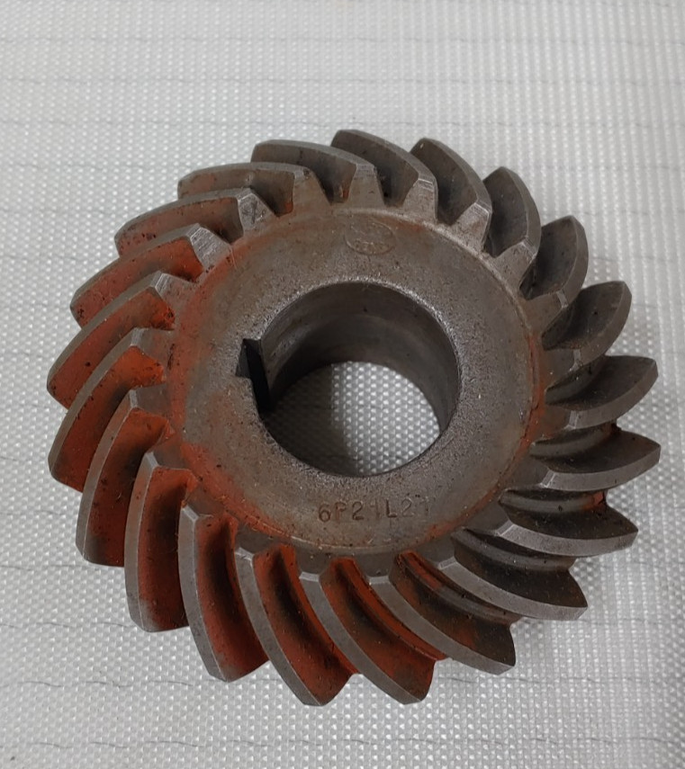Arrow Gear 6P21L21 Spiral Bevel Gear 3.65″ OD 1.18″ Bore