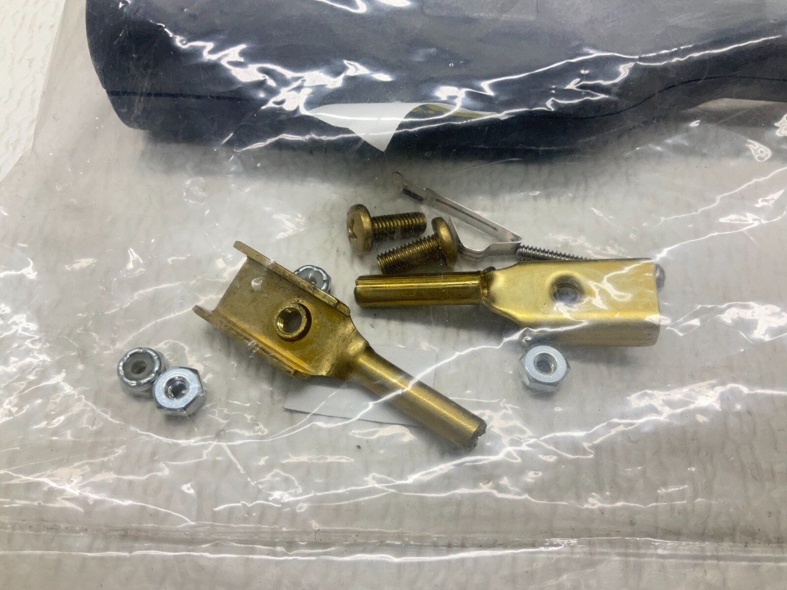 Ezgo 670142 Charger Plug New (TSC)