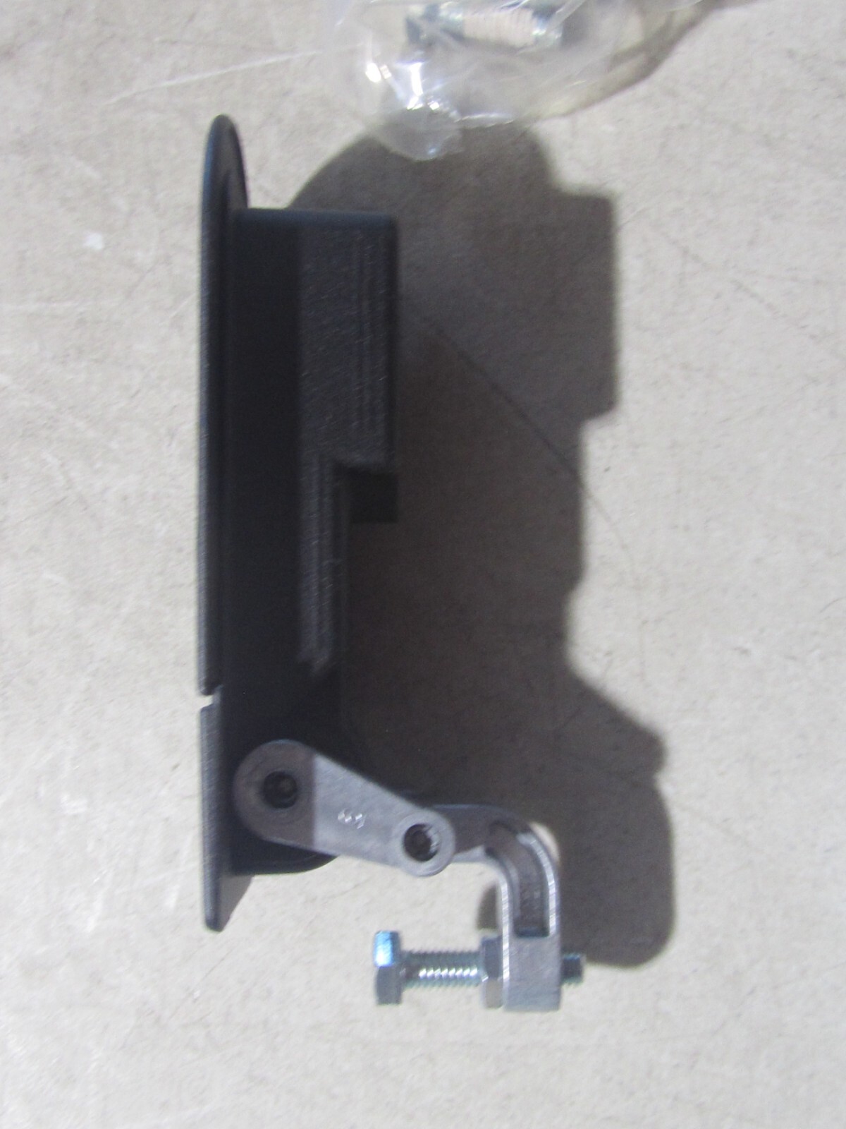 NEW Southco C5-11-25 Non-Locking Sealed Lever Latch