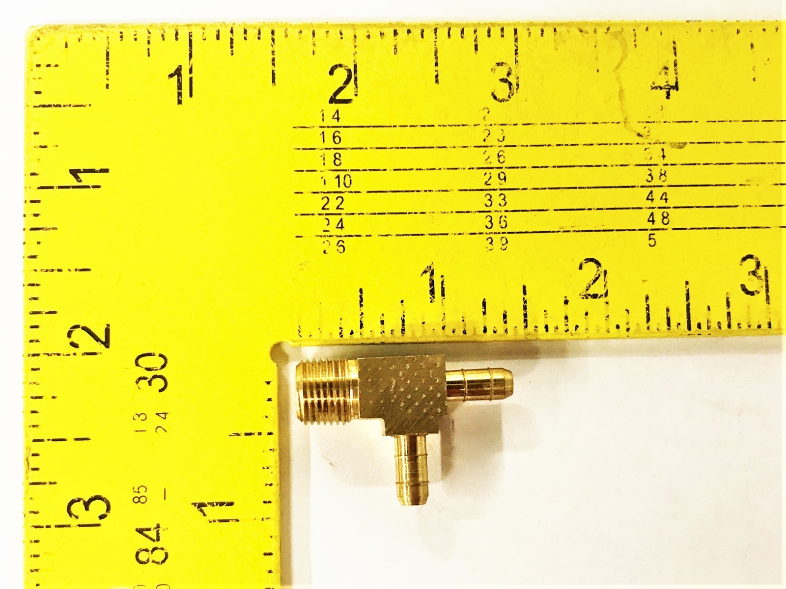 Parker 0.17″ Barb x 0.17″ Barb x 1/8″ MNPT Brass Male Tee 231-4-2 [Lot of 4] NOS