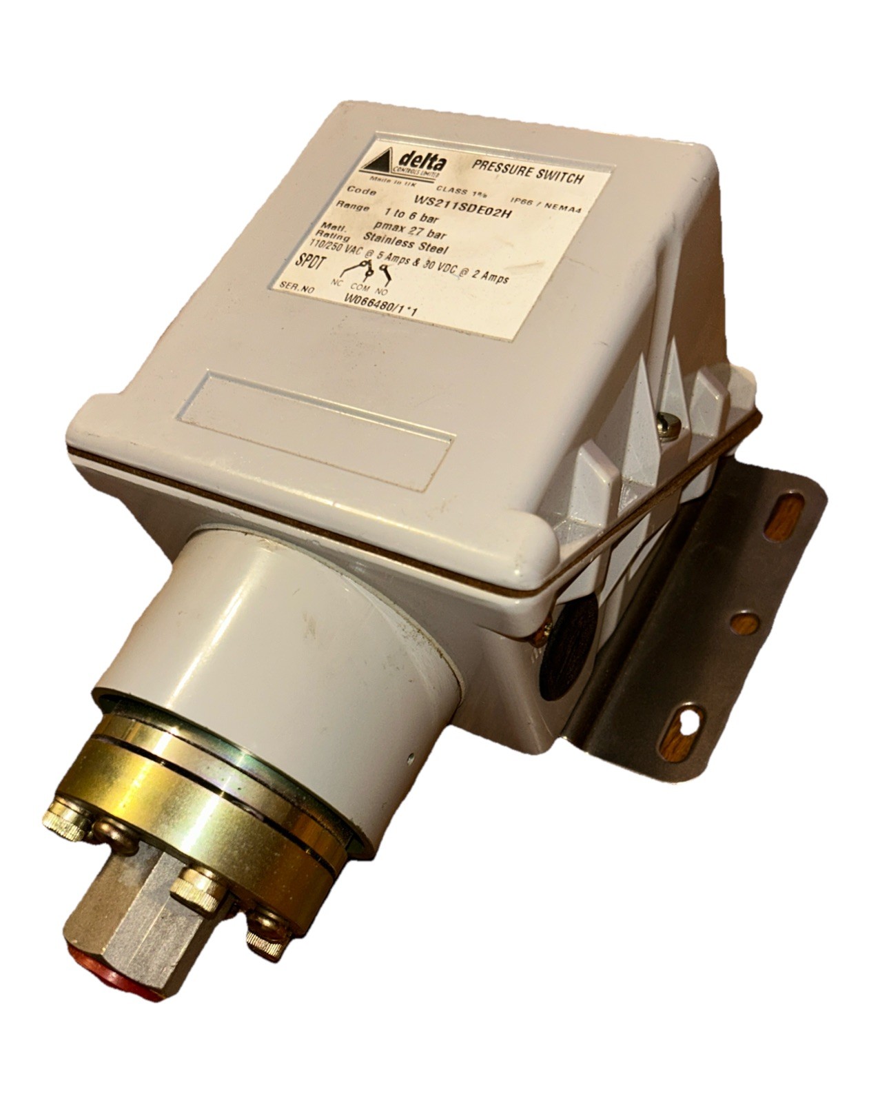 DELTA CONTROLS LIMITED WS211SDE02H 250VAC 5A. NEW! FREE SHIPPING! 7B