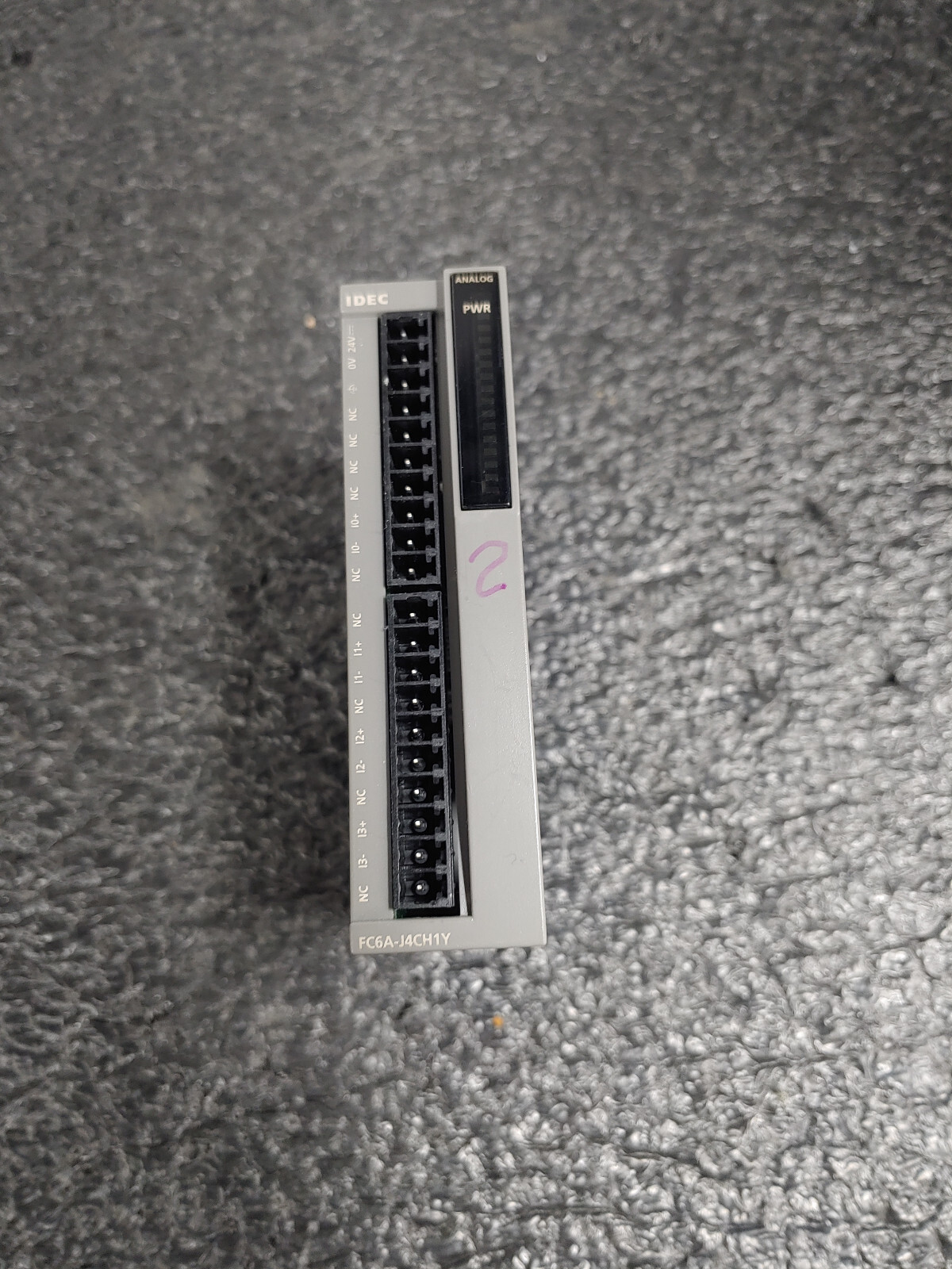IDEC FC6A-J4CH1Y FC6A MicroSmart PLC 4-pt Isolated Thermo Module