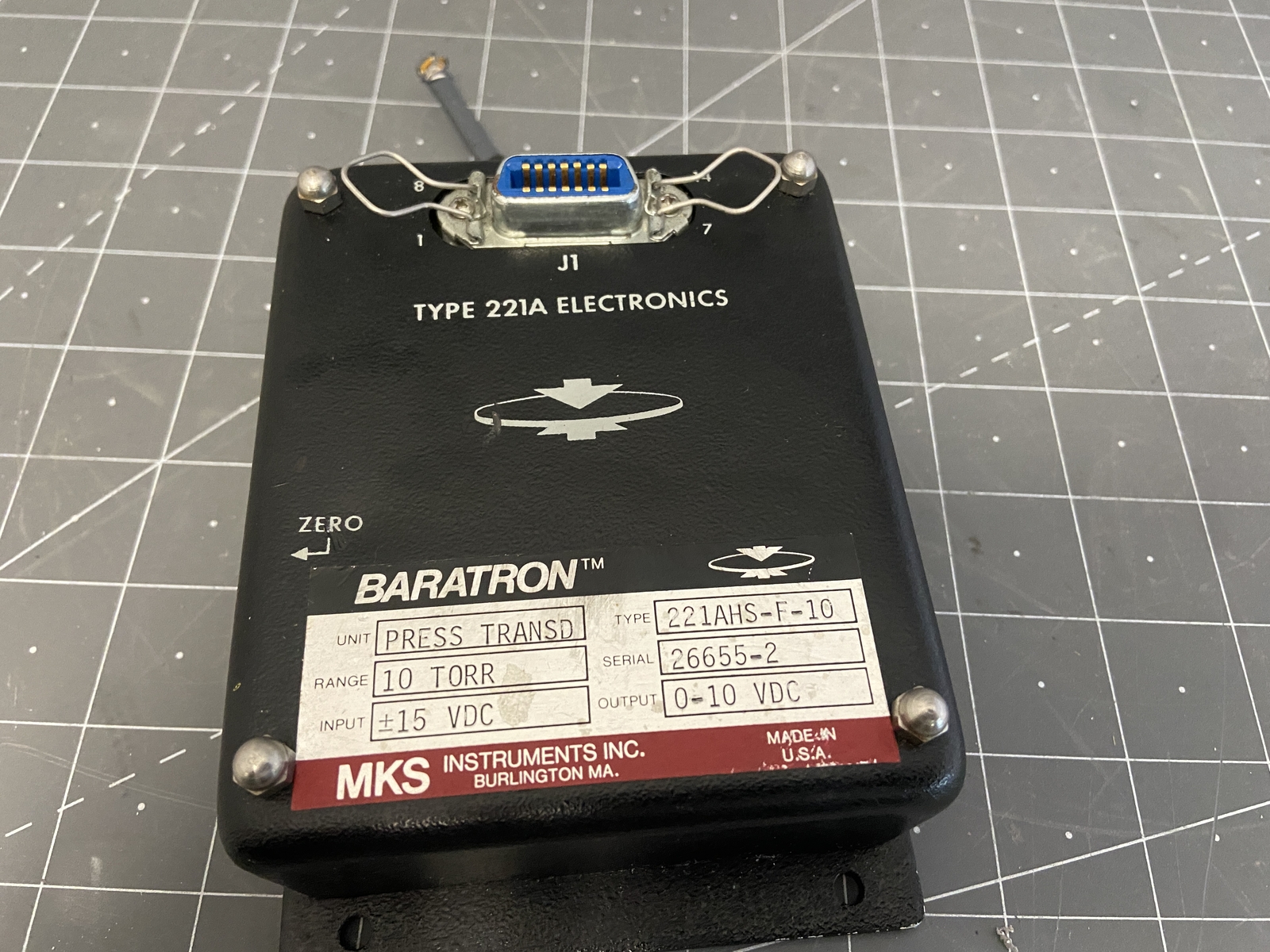 MKS 221AHS-F-10 Baratron 10 Torr, 0-10 VDC