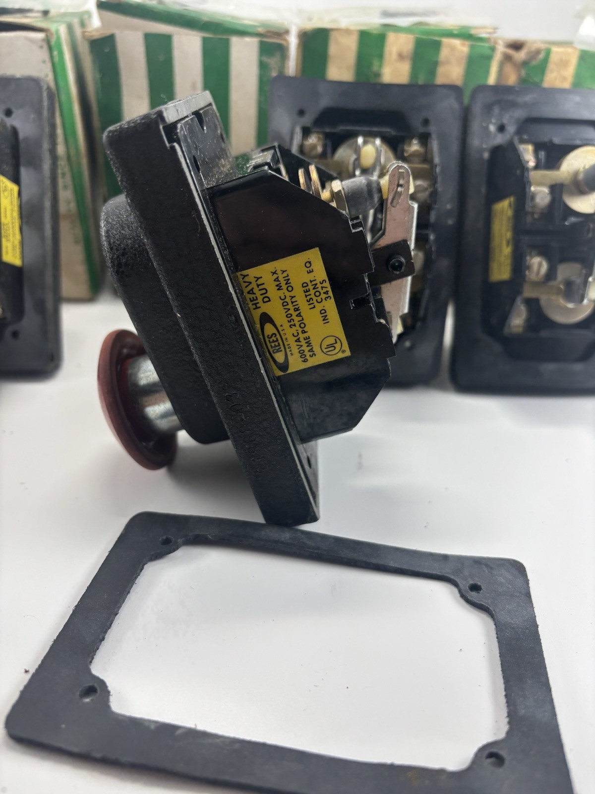 REES 01968-032, Switch, Control Unit, With box