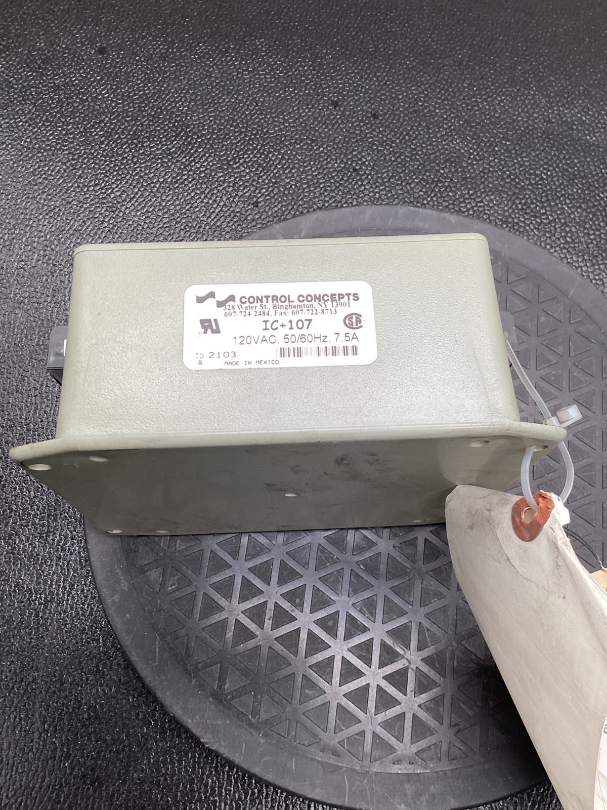 CONTROL CONCEPTS IC+107 Islatrol Plus Active Tracking Filter 120V 7.5A USED