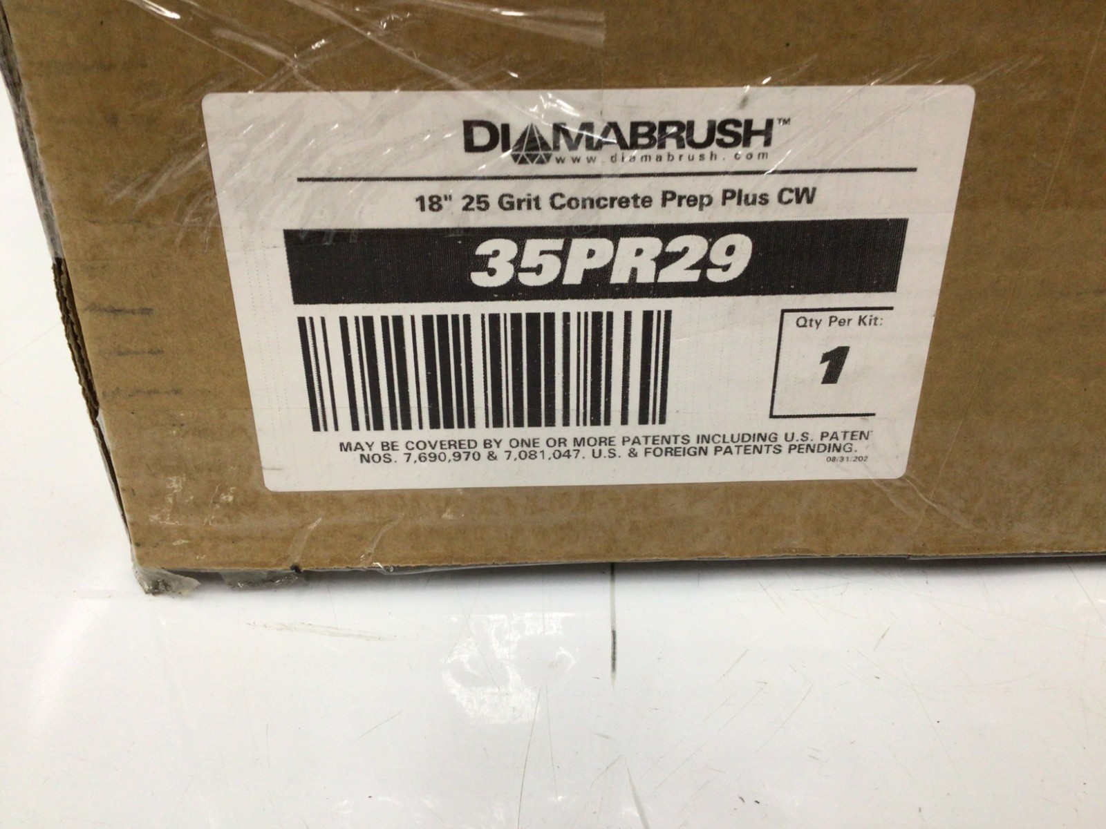 DIAMABRUSH Abrasive Pad: 18 in Dia , 941801201 , 25 Grit, 35PR29