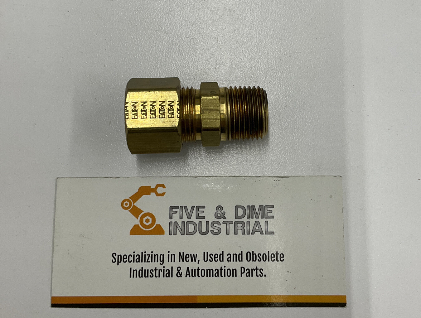 Eaton 68X8 NPTF 1/2″ Male Line / Tube Brass Fitting