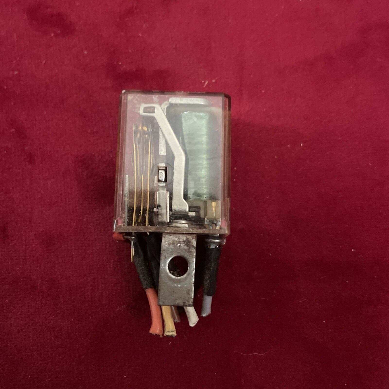AMF Potter & Brumfield R10-E2-W2-V700 Relay R10E2W2V700
