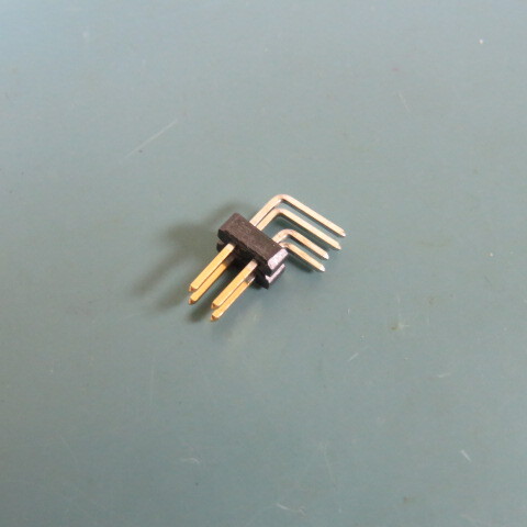 SULLINS ELEC PZC02DBAN Qty of 100 per Lot HEADER RA 2×2