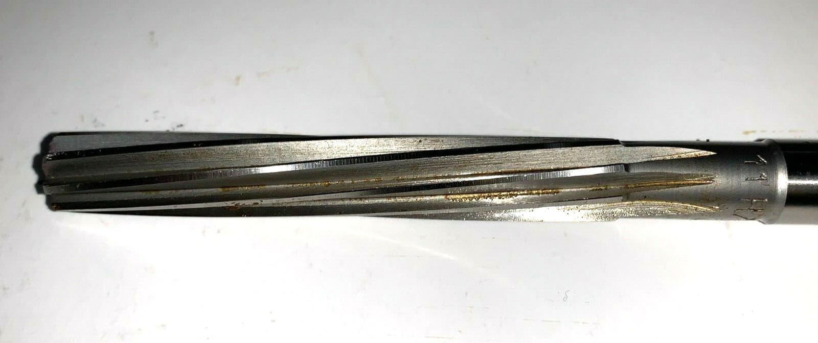 FENES REAMER 0641-415-210-110 DIN206-B 11H7 8 BLADE 11MM CUT 71MM LOC 142MM OAL