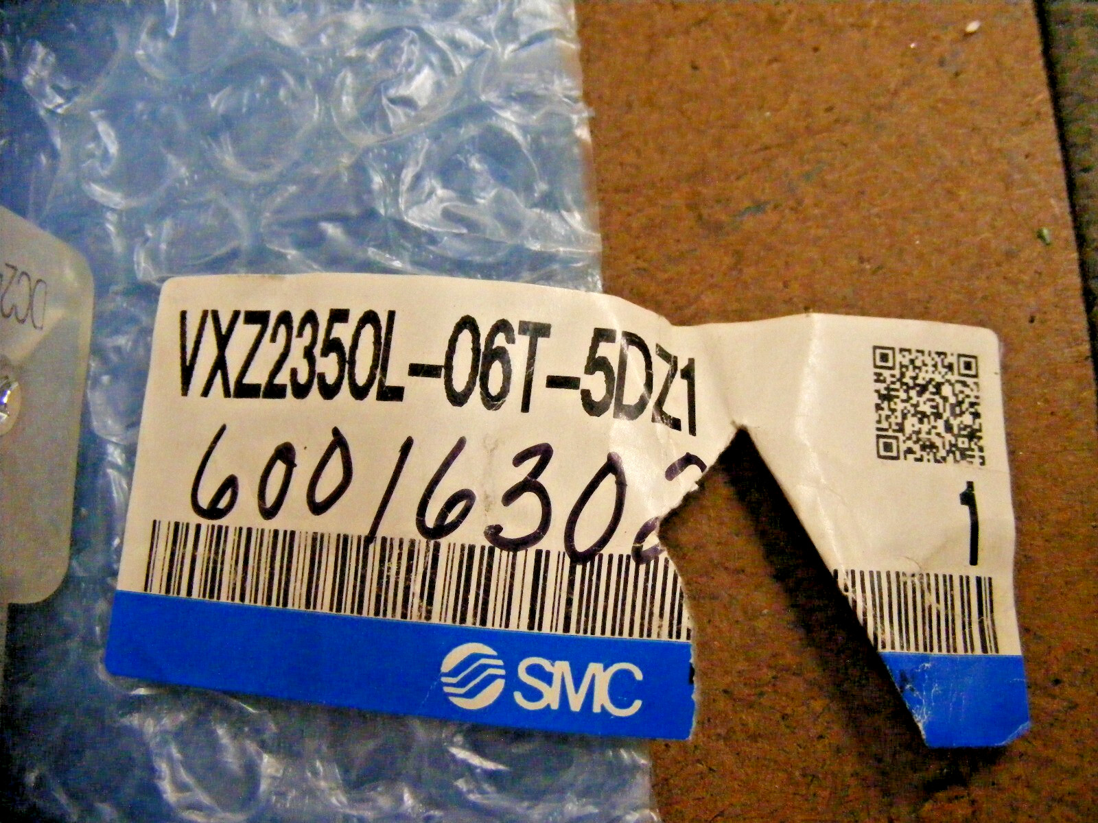 SMC VXZ2350L-06T-5DZ1 Valve NOS (a66)