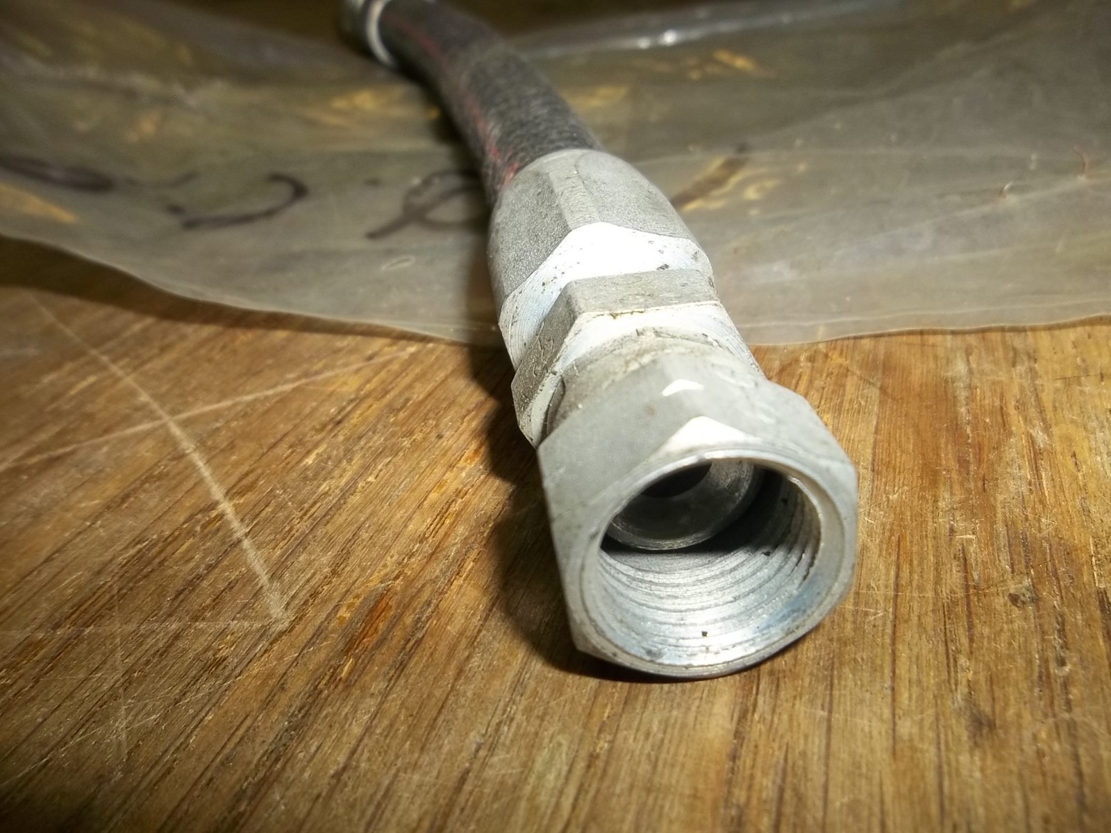 NEW Hydraulic Hose Assembly 3010-2-07 *FREE SHIPPING*