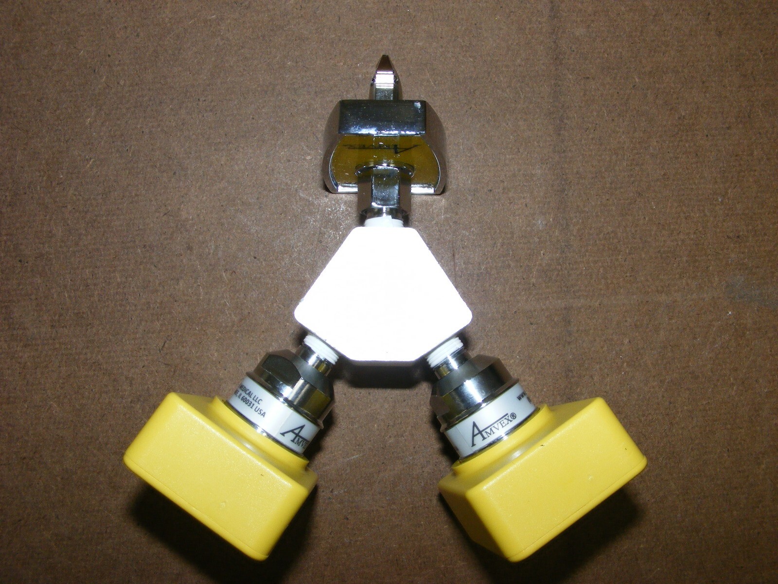 Ohio Medical YB-CO-CHUA-CH Chemetron Y Block Adapter Medical Air Yellow