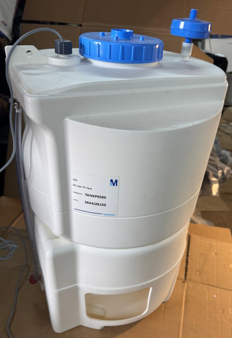 Millipore TankPE030 30 Liter Polyethylene Storage Tank