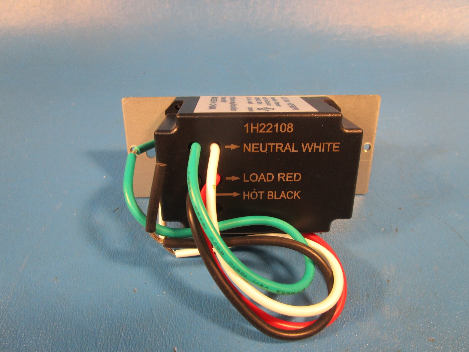 EATON HDFS3P1-W-L, Humidity Sensor and Fan Control, White