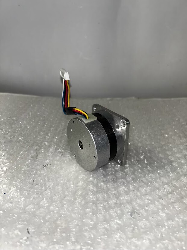 Cole Parmer / Stuart 2400 RPM / 24 VDC Brushless DC Motor – FL57BLS40 – Used