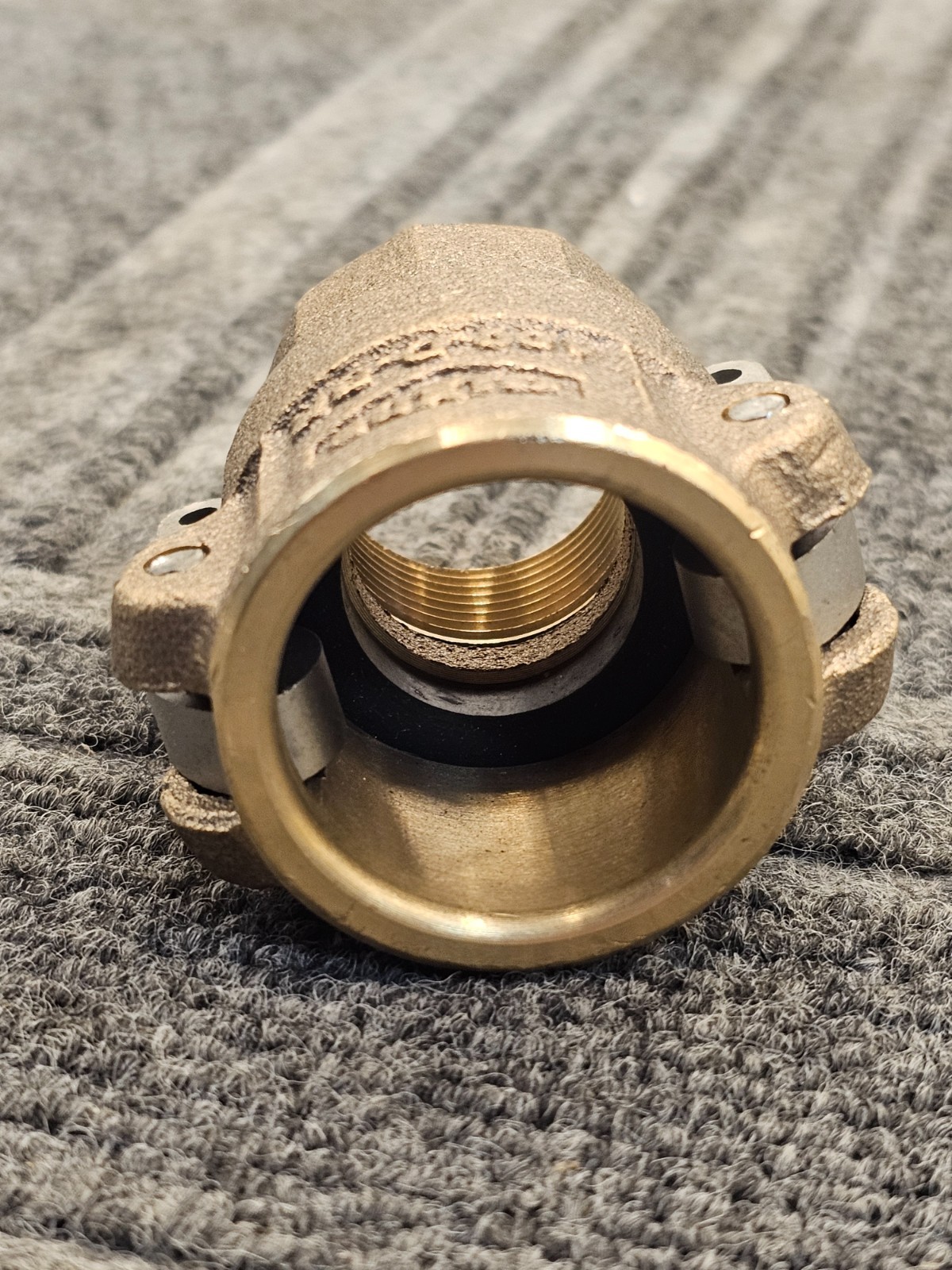 Dixon 100-D-BR: 1″ Cam & Groove Type D Coupler x Female NPT