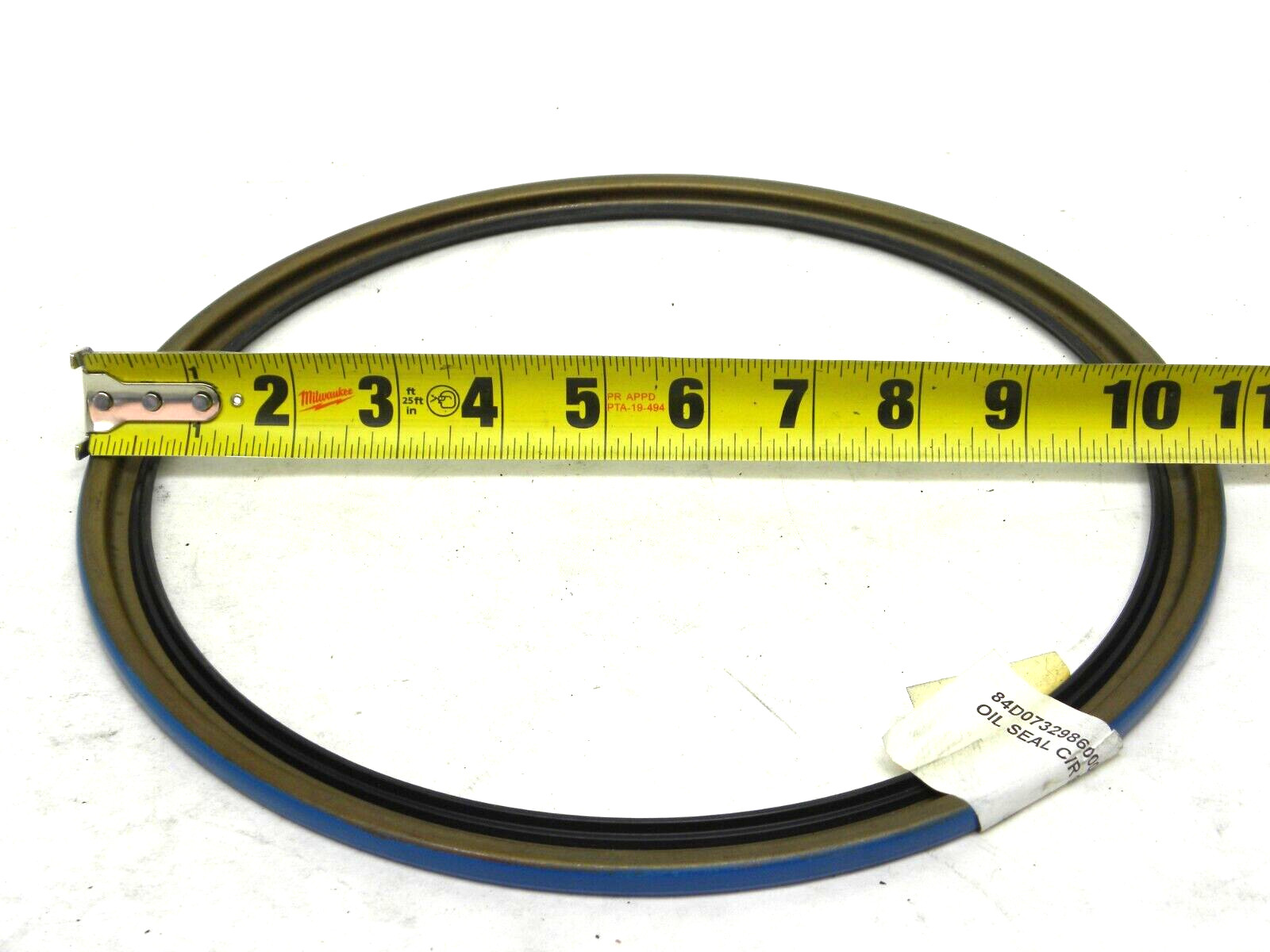 CR SEALS (SKF) #95052 Single Lip Grease Seal Oil 10-3/4″ OD x 9-1/2″ Shaft