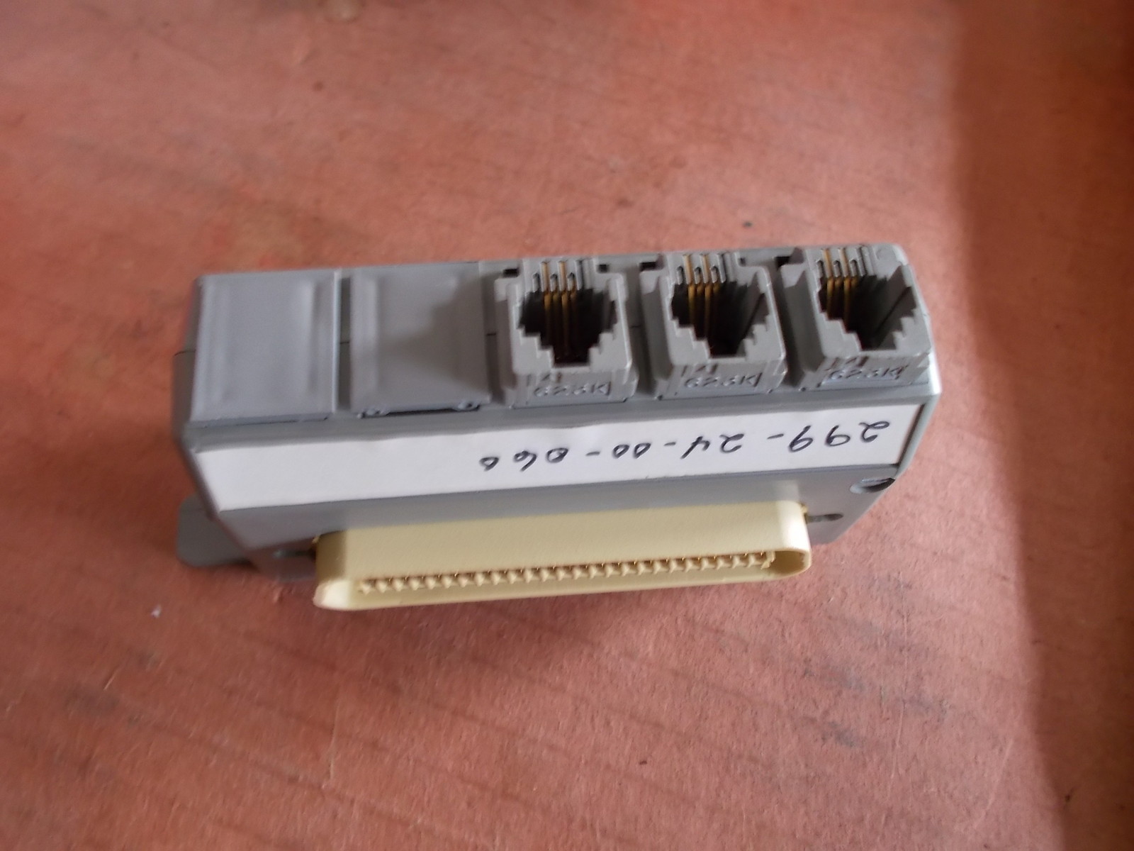 TRW Cinch Super Mod V Telephone Adapter 4-Pins 3-Jacks *FREE SHIPPING*