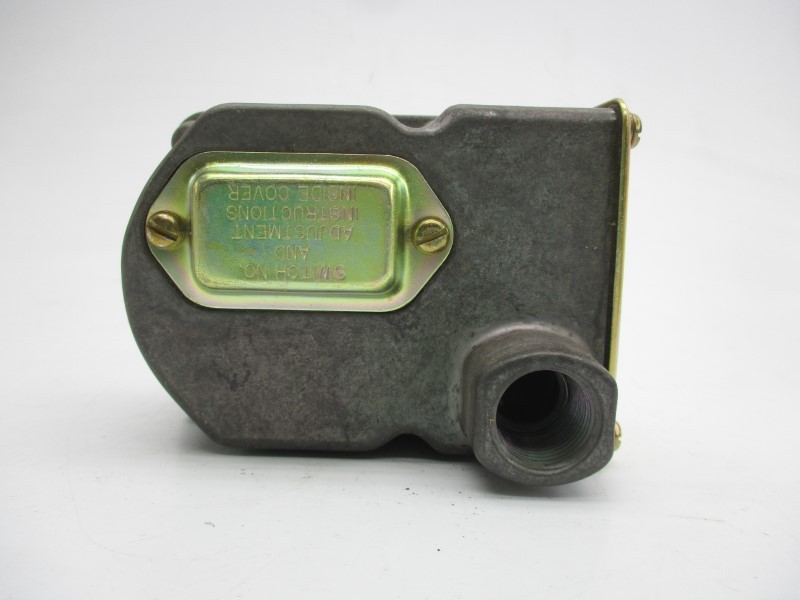 BARKSDALE D1T-H18 600V .4-18PSI NSMP