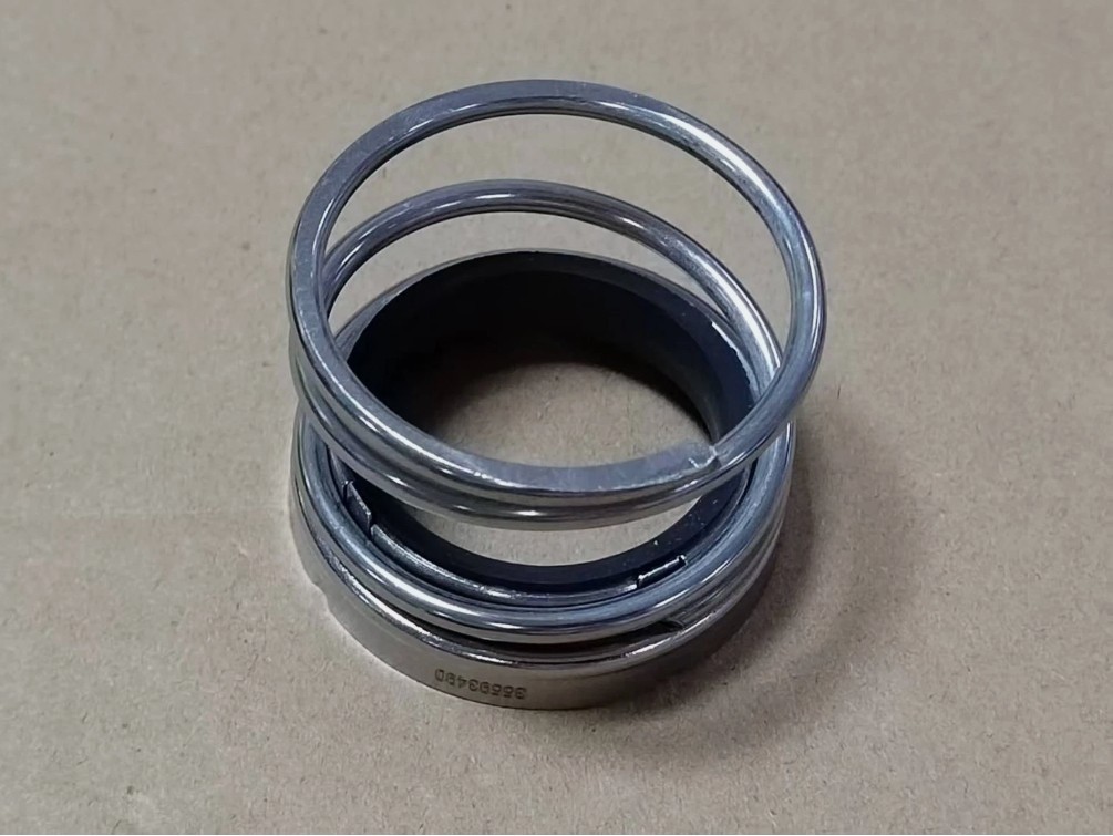 1PCS New For 35593490 Mechanical seal/oil seal/machine seal