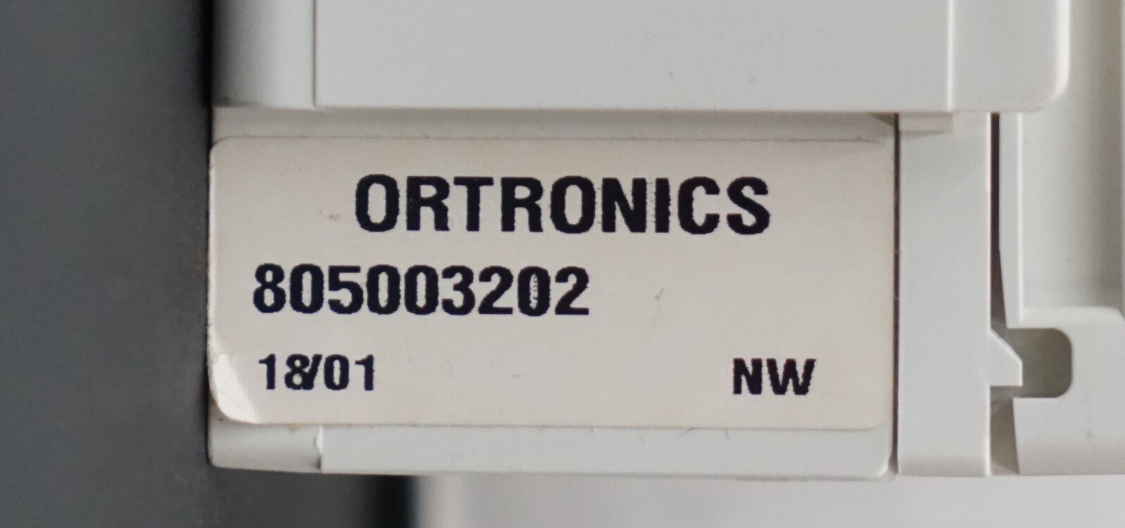 ORTRONICS 805003202 T1-Network Interface Block w/ Shorting Bar