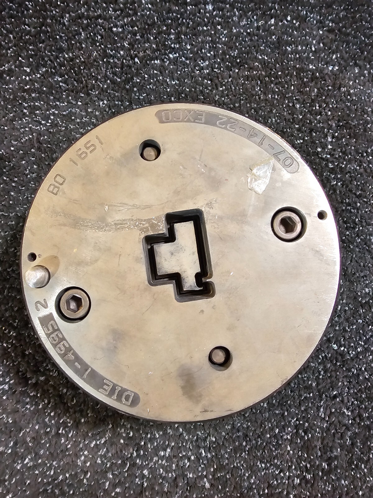 Exco 1-4995 2 07-14-22 BO 1651, 7-3/4″ Dia x 3.5″ Height Extrusion Die