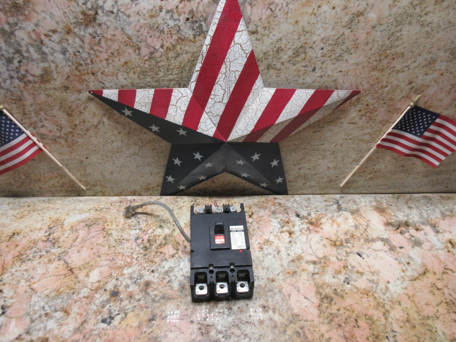 GOLDSTAR CIRCUIT BREAKER ABS 203 5-3-2959 225AF AC600V 3POLE 175A F448 9048 175A