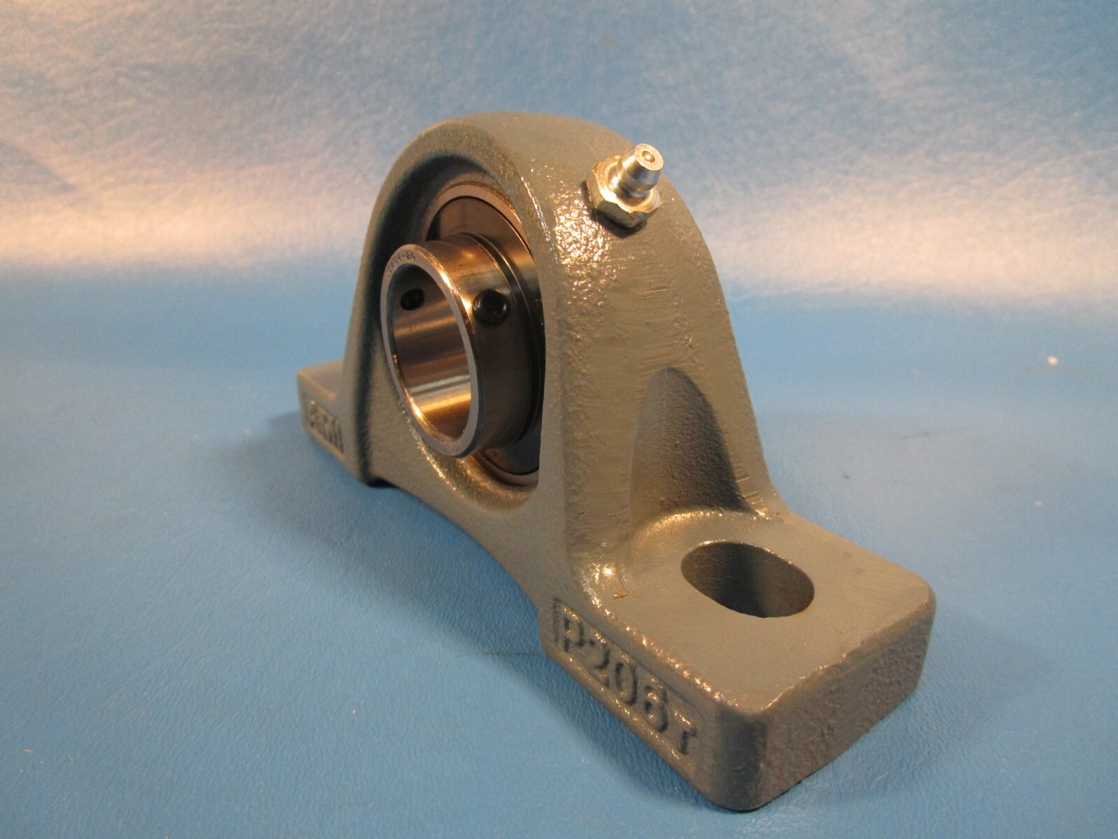AMI ASAHI UCP206-20, 1-1/4 in Bore, Pillow Block Ball Bearing Unit