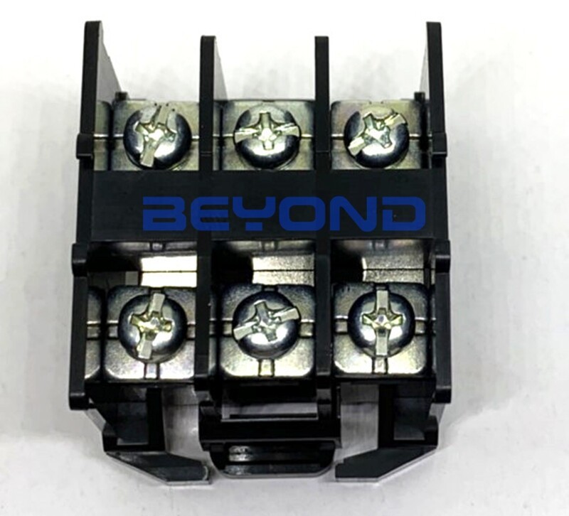 10pcs New connecting terminal BA111T 300V 15A