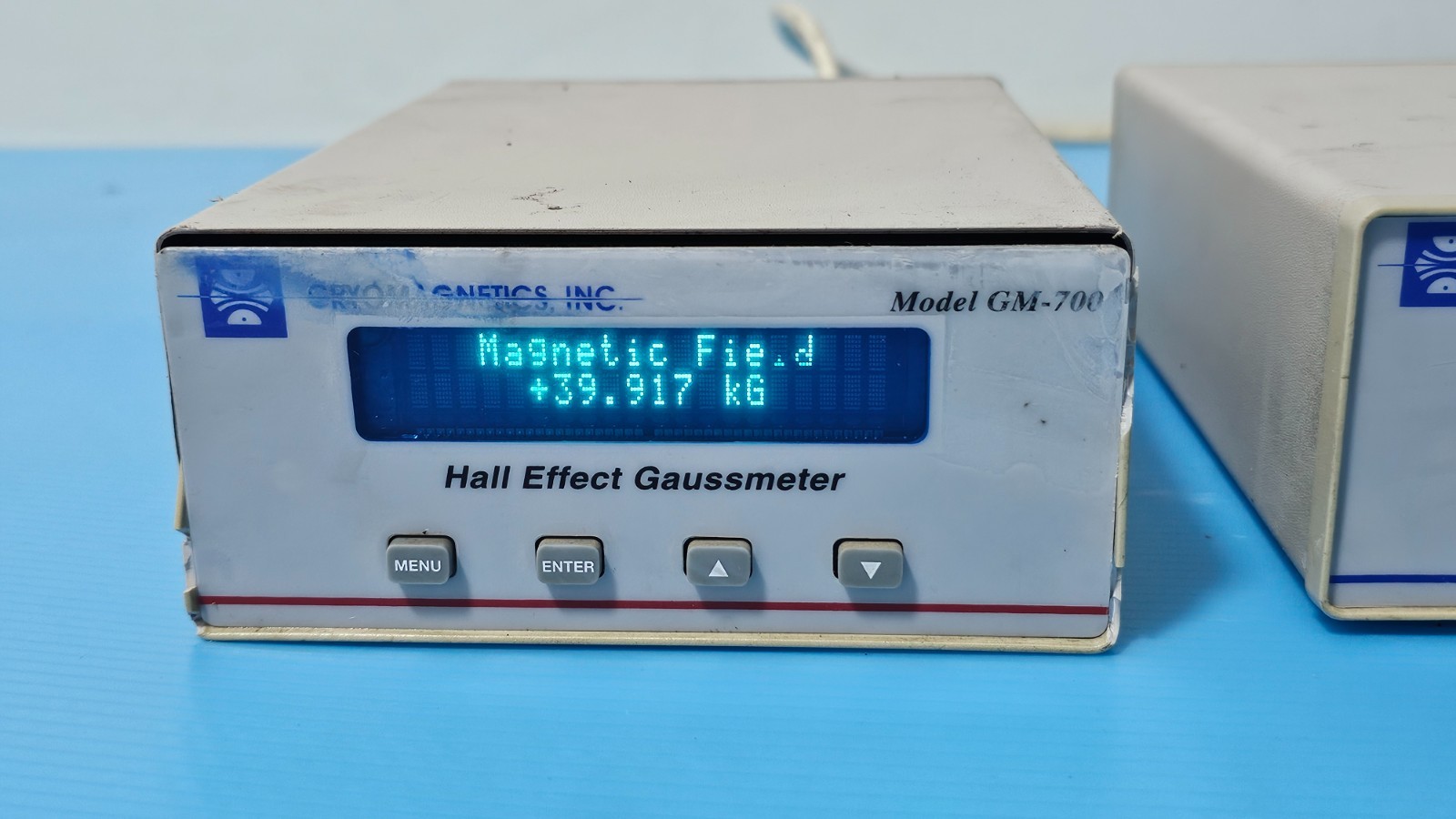 Cryomagnetics LM-500 Liquid Cryogen Level Monitor GM-700 HALL EFFECT GAUSSMETER