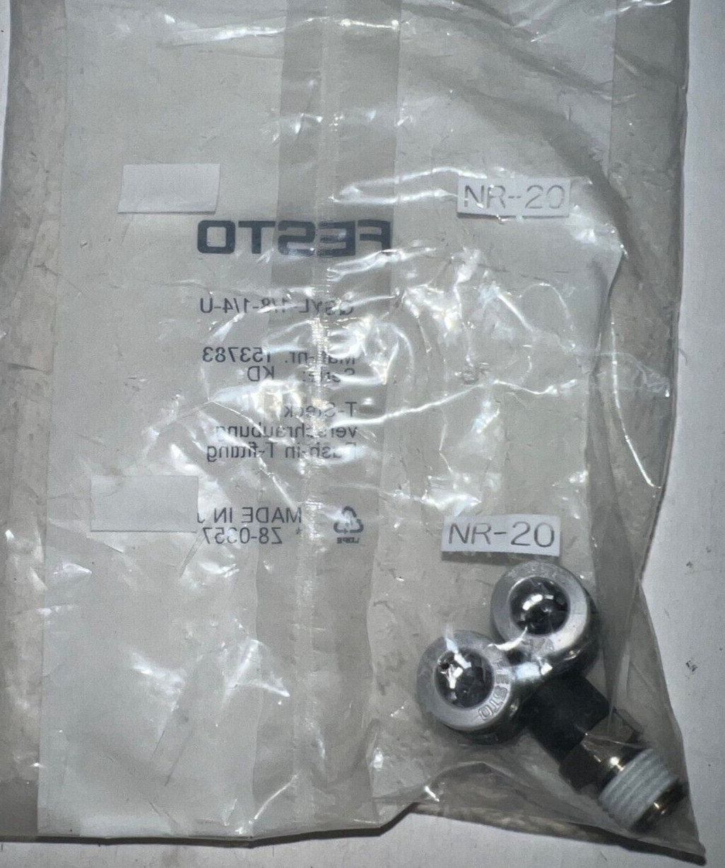 FESTO PUSH-IN MALE TWIN ELBOW FITTING PBT/ BRASS QSYL-1/8-1/4-U LOT OF 4*