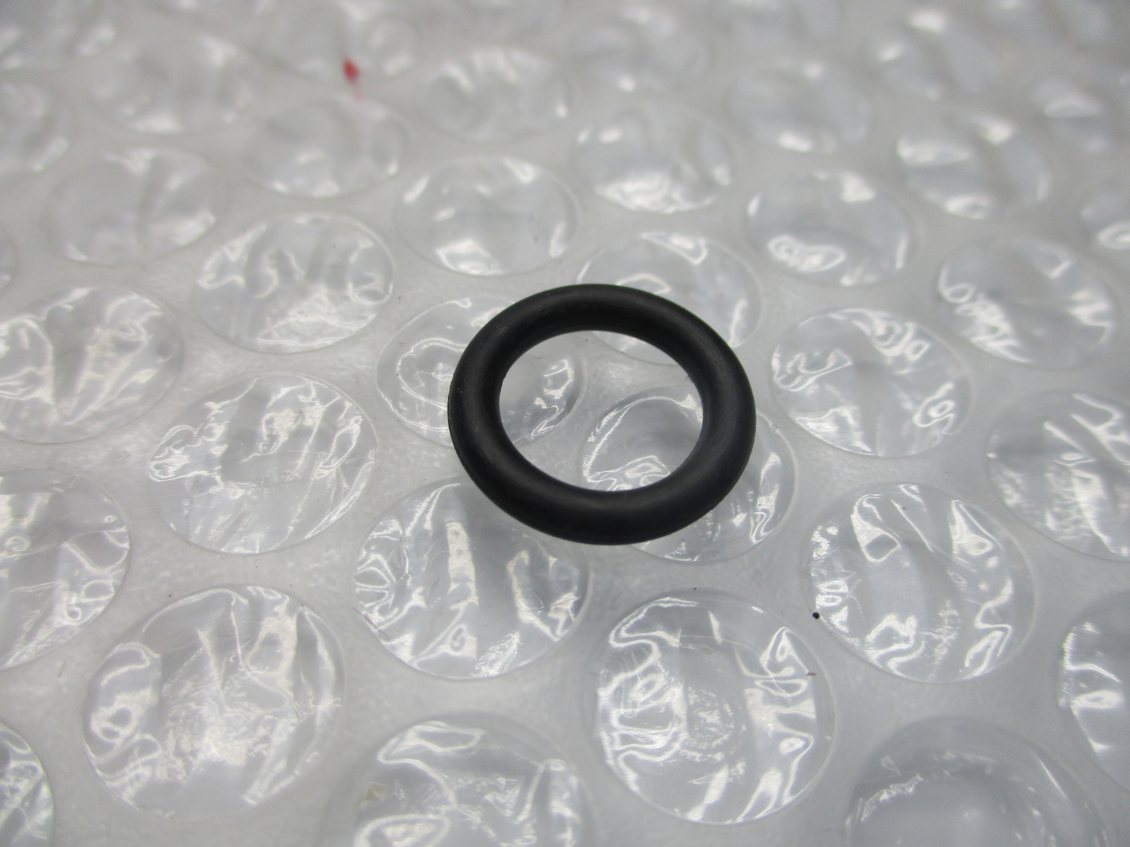 INDUSTRIAL SPARE P-10A 75065931 O-RING LOT OF 72 NNP