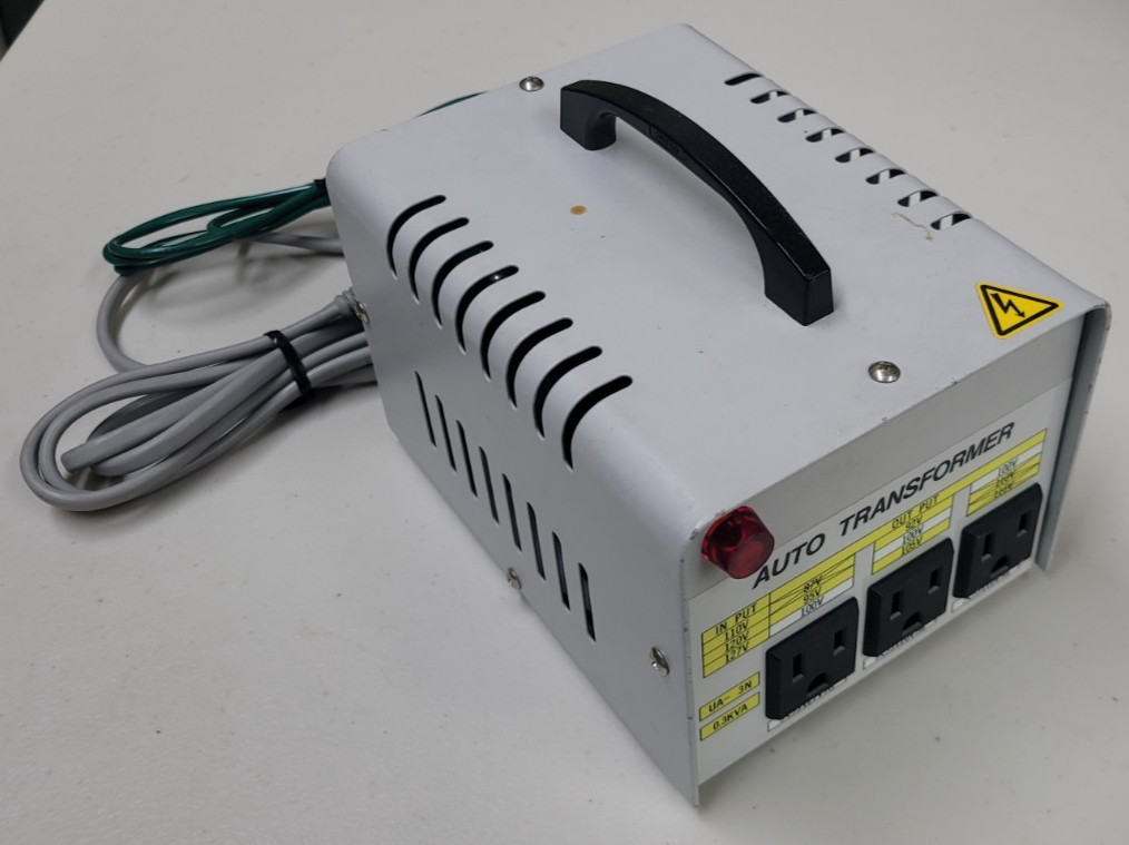 Japanese Autotransformer Voltage Converter 0.3kVA 100V 110V 120V 127V Matsunaga