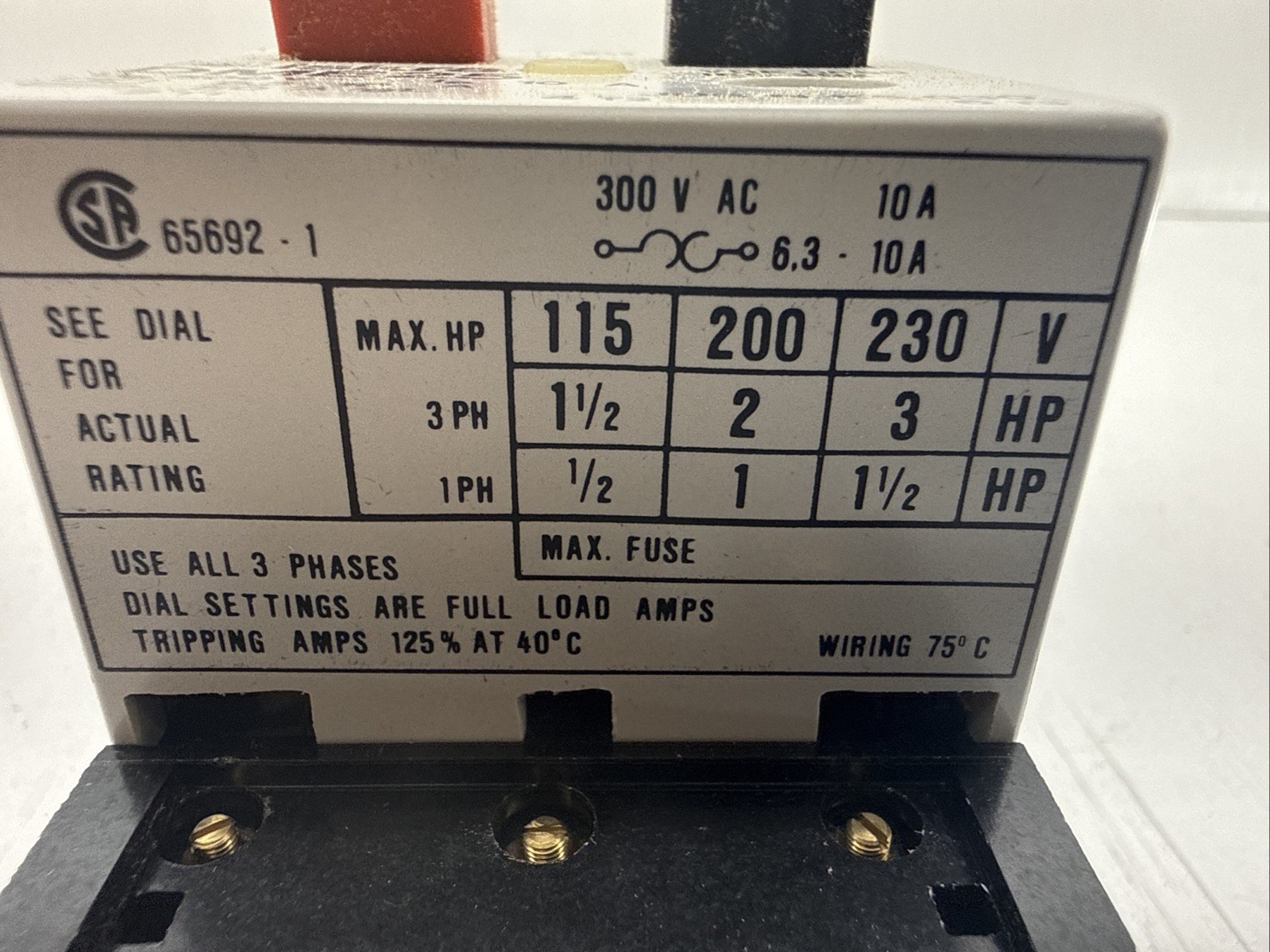 ISKRA DME25-6.3A 500V 4-6.3A NSNP