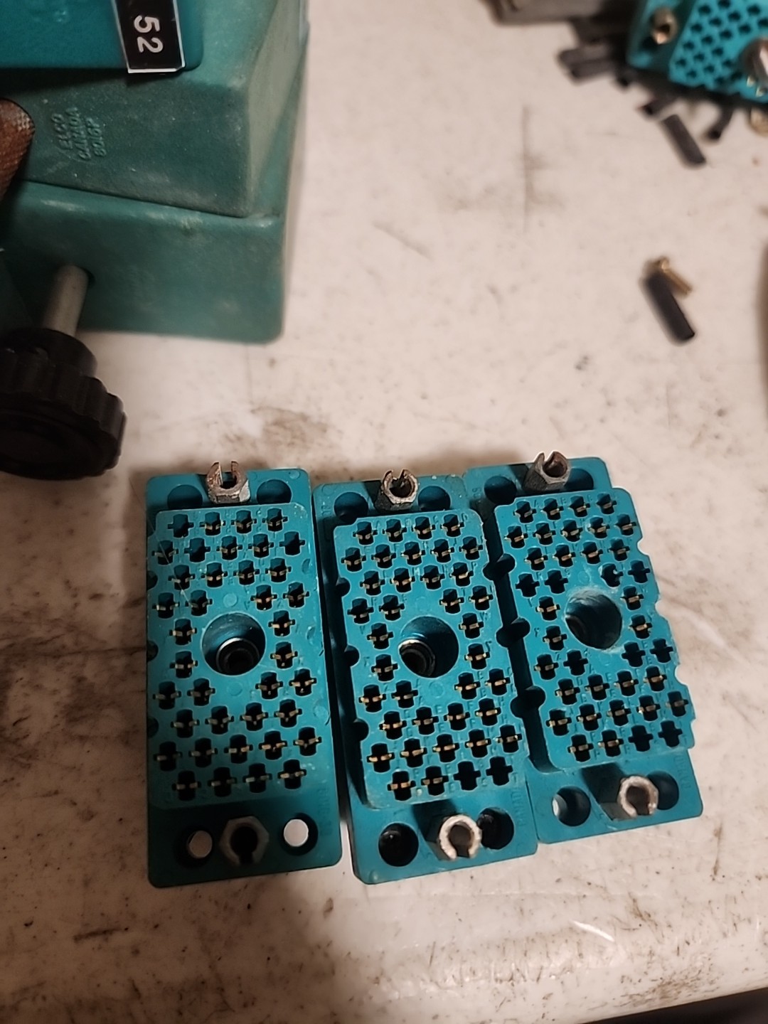 Edac Elco Lot of 25+ Socket Screw housing 20 38 56 90 Pin Rack & Panel 516 8016