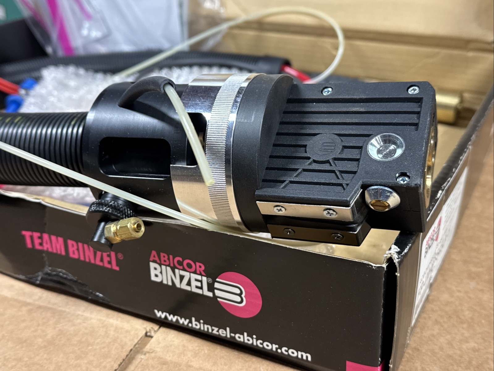 NEW Abicor Binzel FP-WH6-3545LX-H MIG / MAG Torch ROBOWH652T 45D WB2 FANUC 120IC