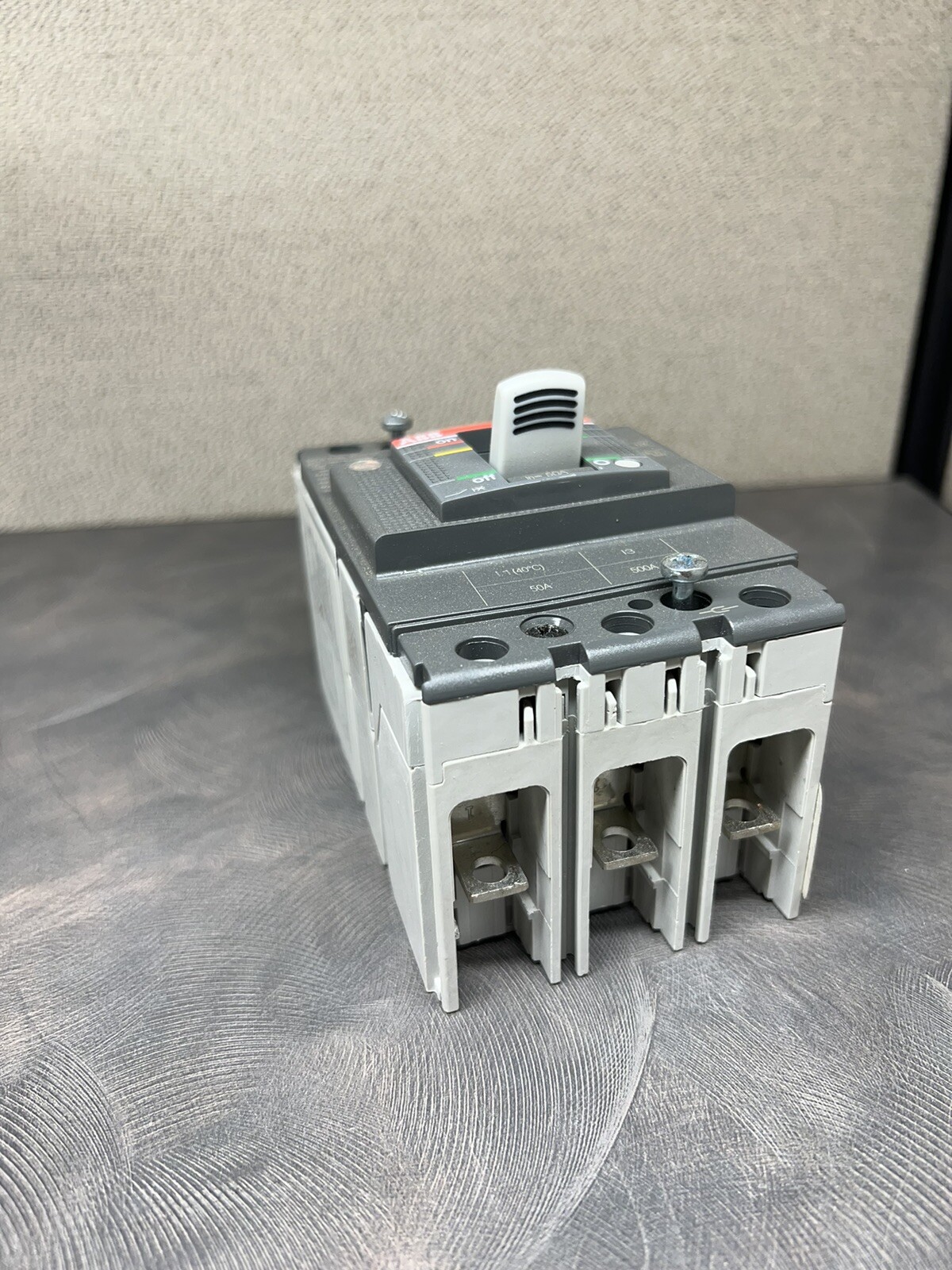 NEW NEVER USED XT1NU3050AFF000XXX ABB 50 AMP BREAKER WITHOUT BOX