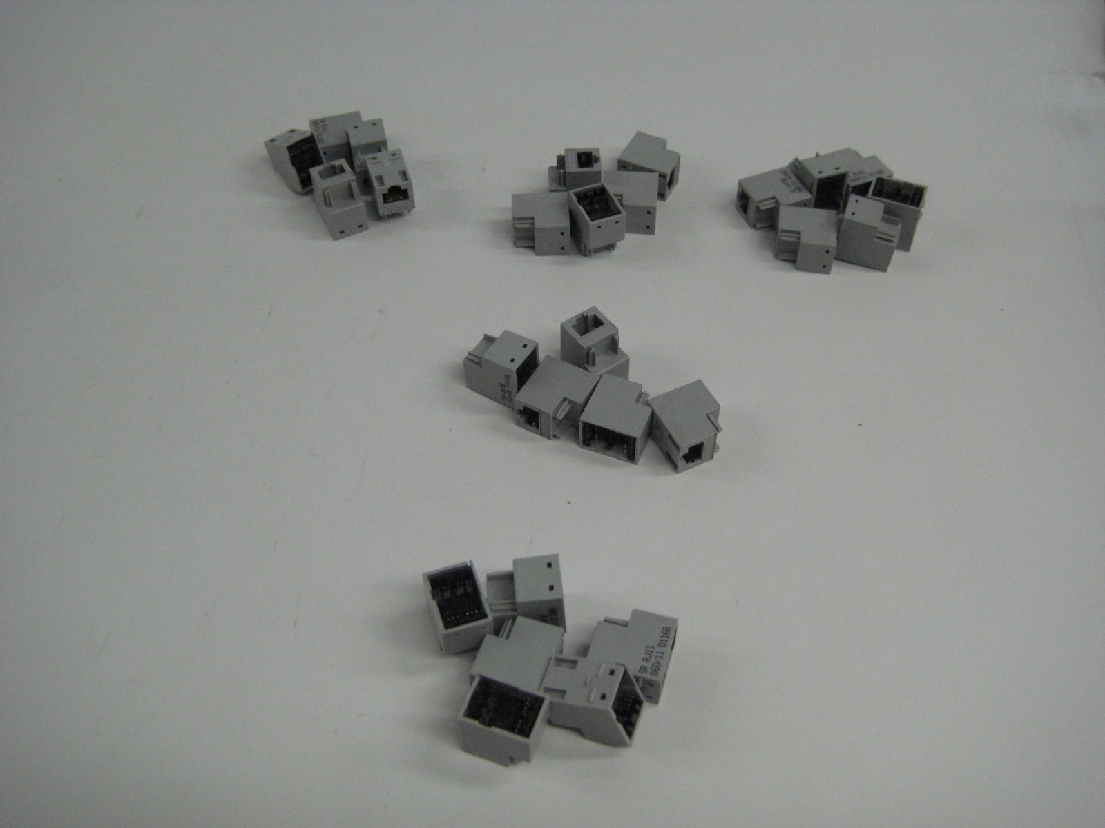 INDUSTRIAL SPARE SRRJ11 TELEPHONE SPLITTER LOT OF 25 NSNP