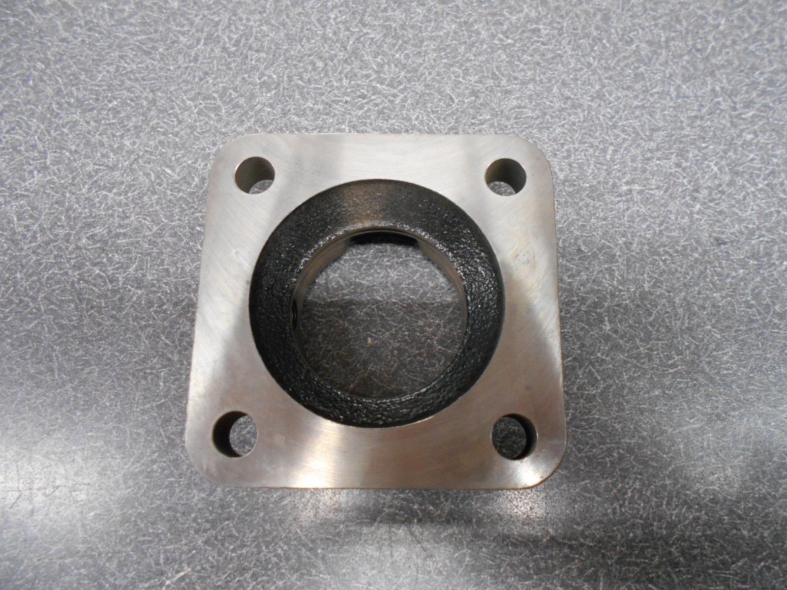 Burns/Tisco 47mm 4-Bolt Greasable Bearing Flange. F47-R. NEW!