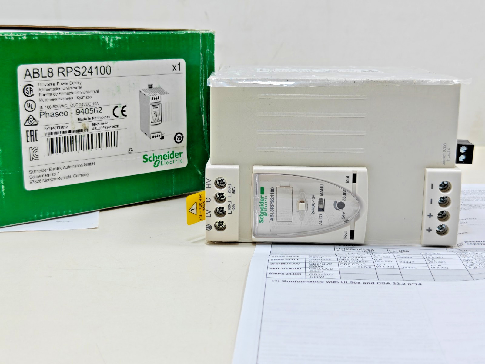 ABL8 RPS24100 Schneider Regulated SMPS 1 or 2 phase 100..500 V – 24V – 10A
