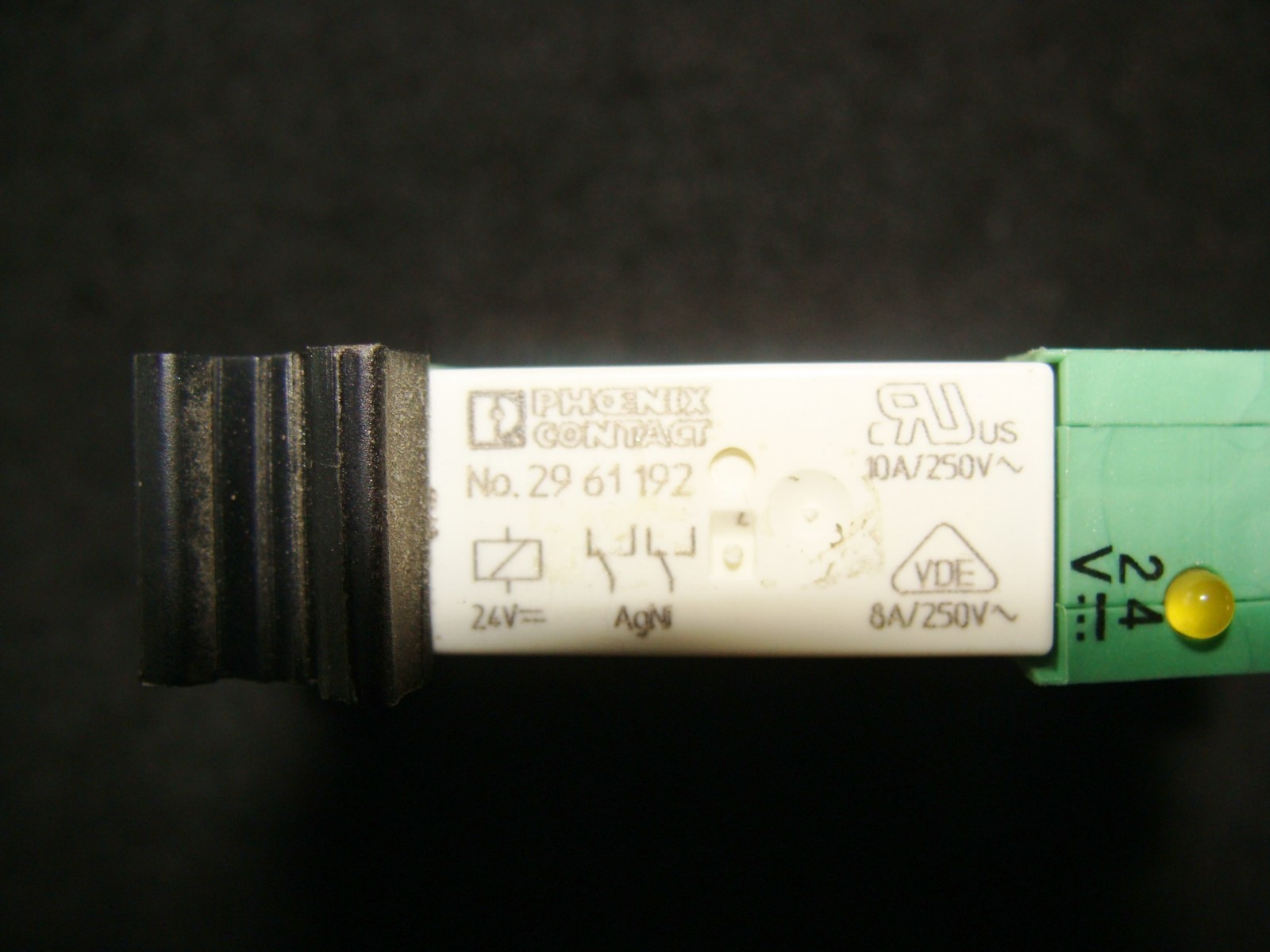 Phoenix Contact Socket PLC-BSC-24 DC/21-21, 2961192, 2967015. Made in Germany