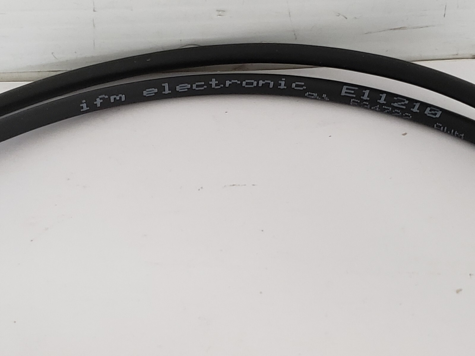 IFM ELECTRONIC E11210 CONNECTION CABLE DOUBLE ENDED MALE/FEMALE NNB